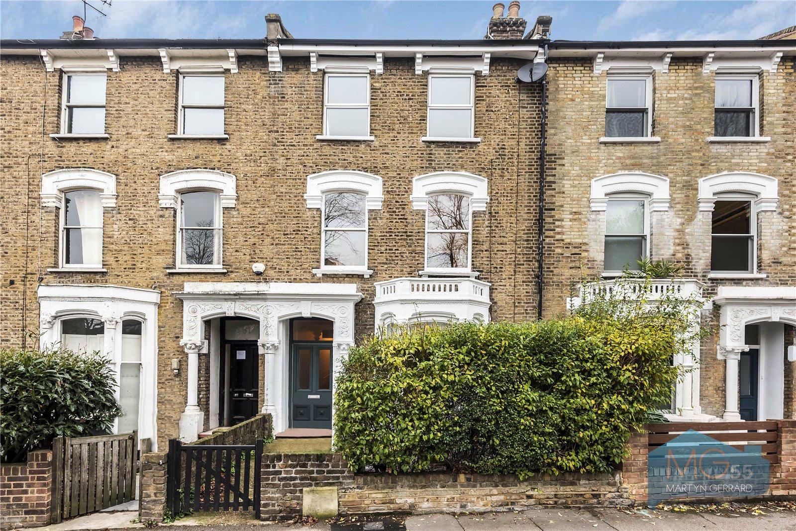 3 bedroom Apartment for sale - Martyn Gerrard