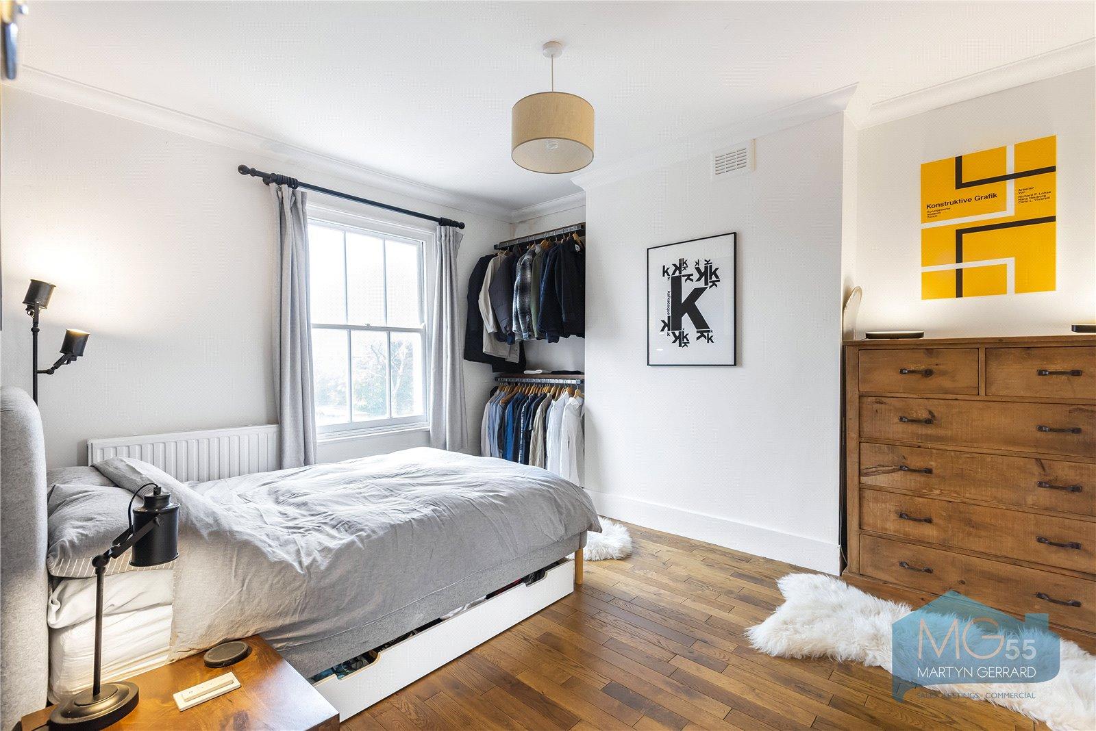 3 bedroom Apartment for sale - Martyn Gerrard