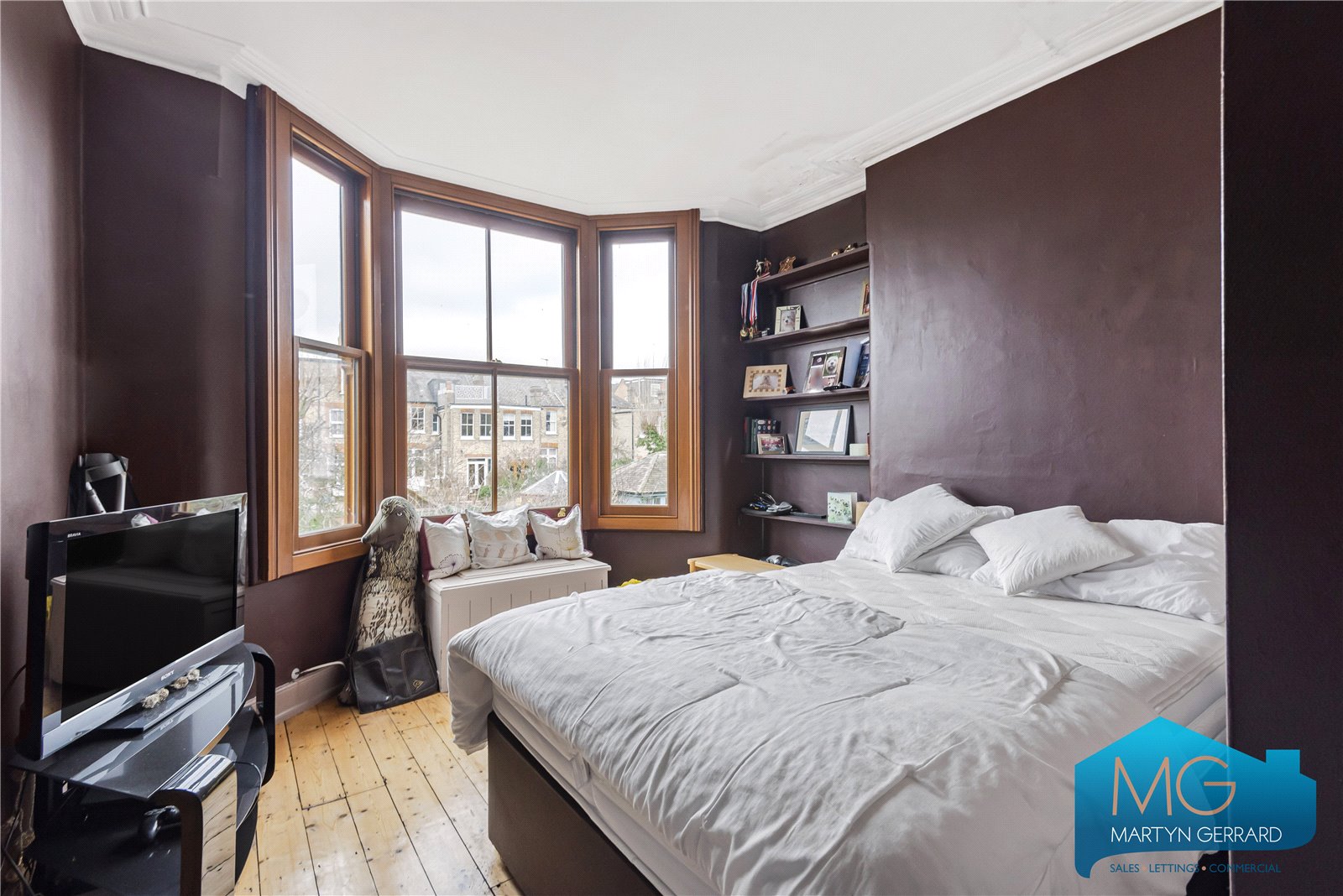 4 bedroom House for sale - Martyn Gerrard