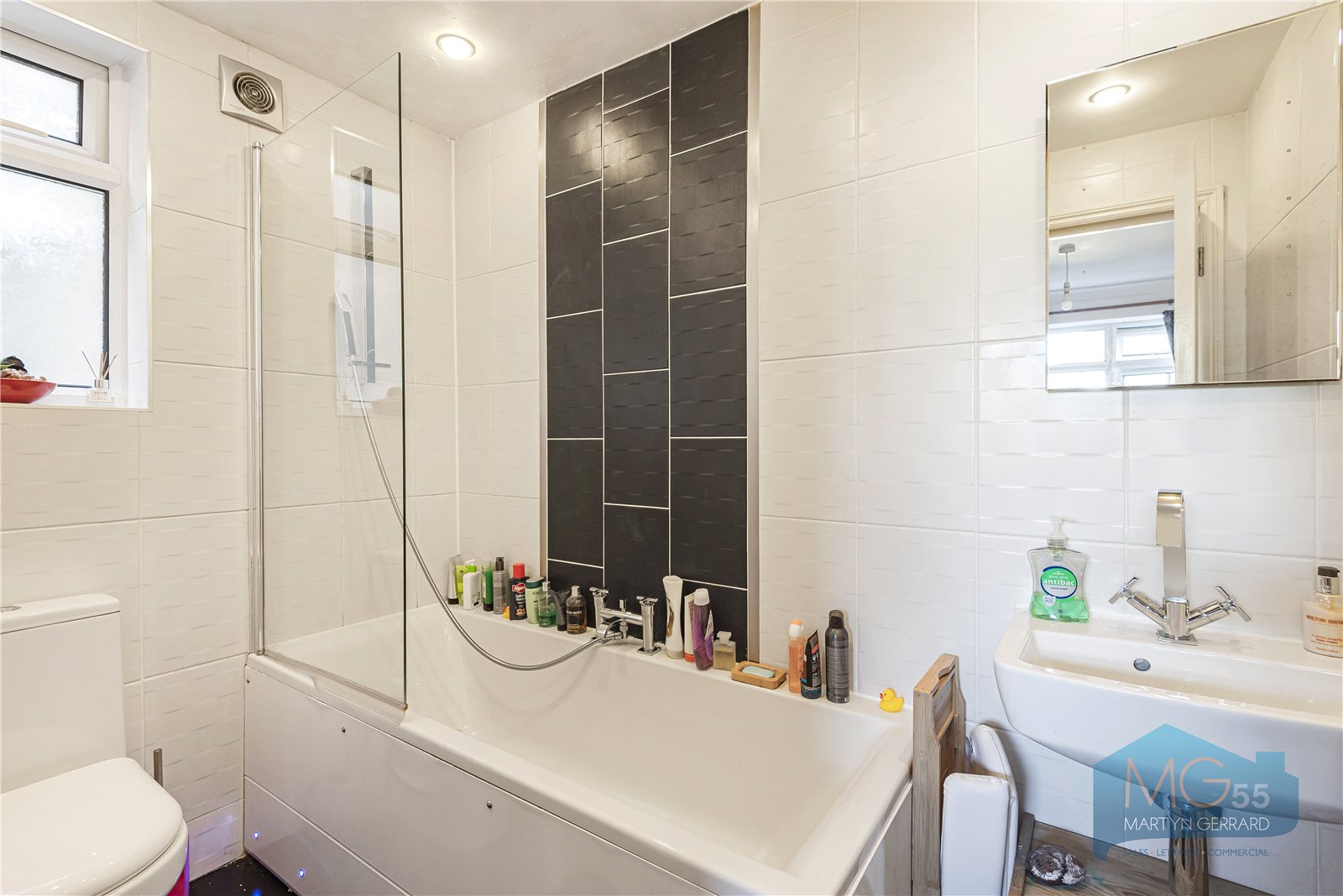 2 bedroom Ground Floor Flat for sale - Martyn Gerrard