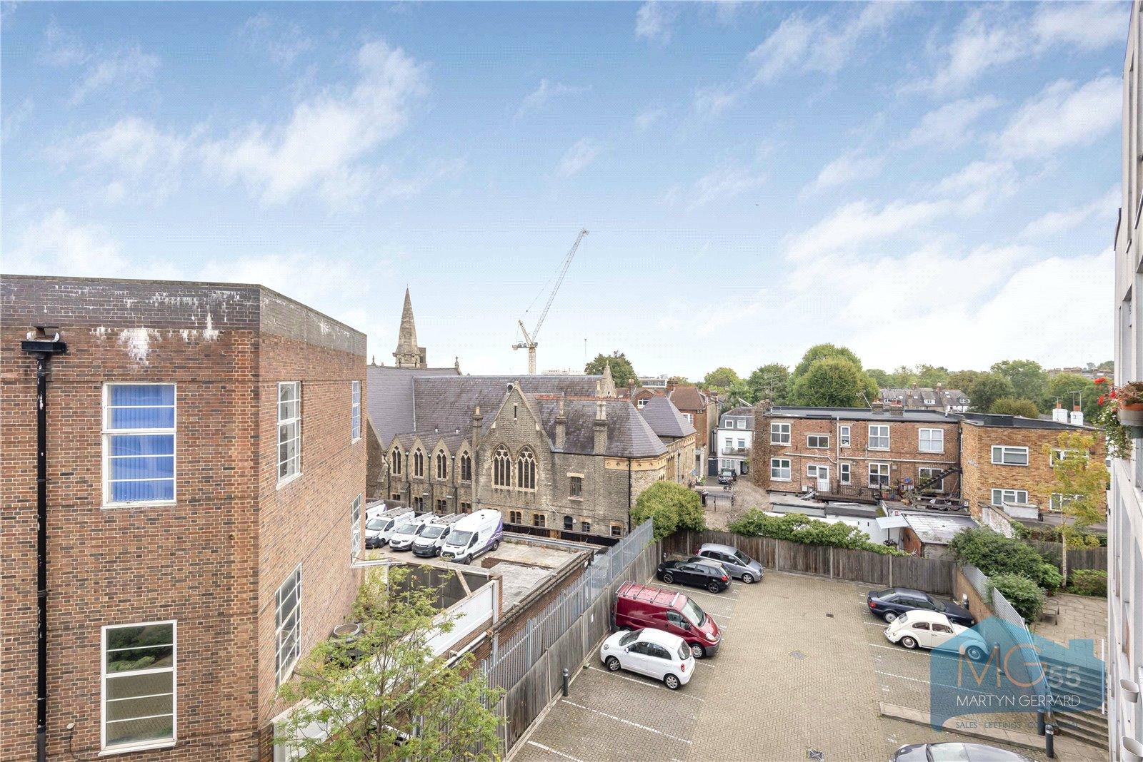 1 bedroom Apartment for sale - Martyn Gerrard