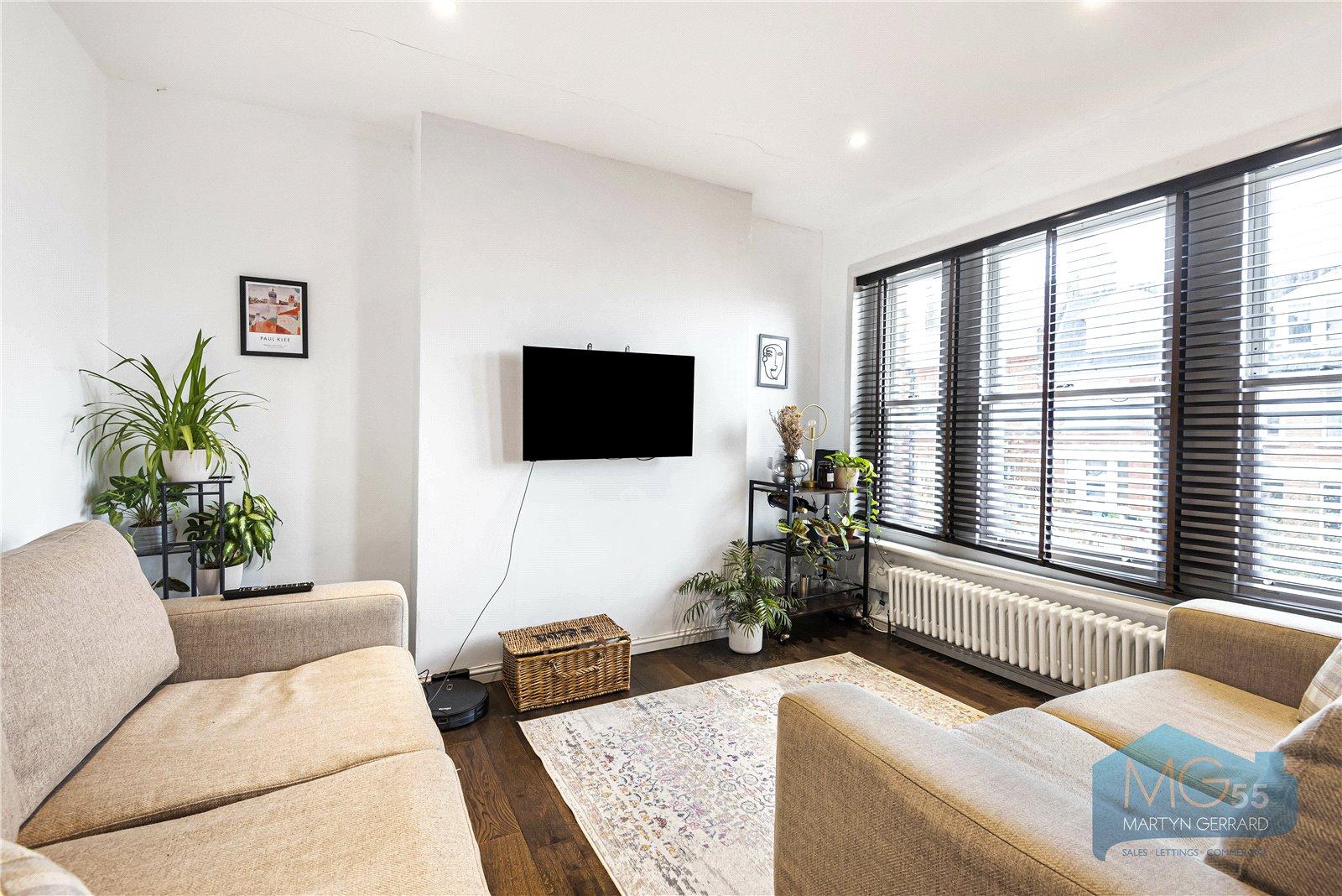 2 bedroom Apartment for sale - Martyn Gerrard