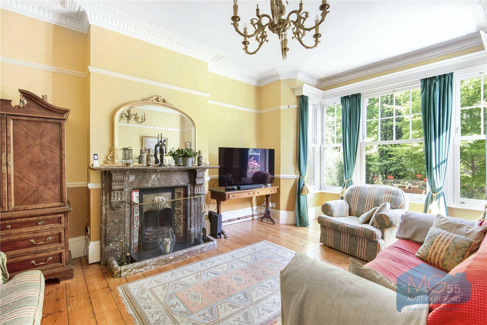 5 bedroom Terraced House for sale - Martyn Gerrard