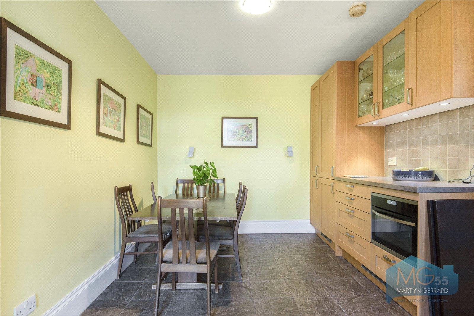 5 bedroom Terraced House for sale - Martyn Gerrard