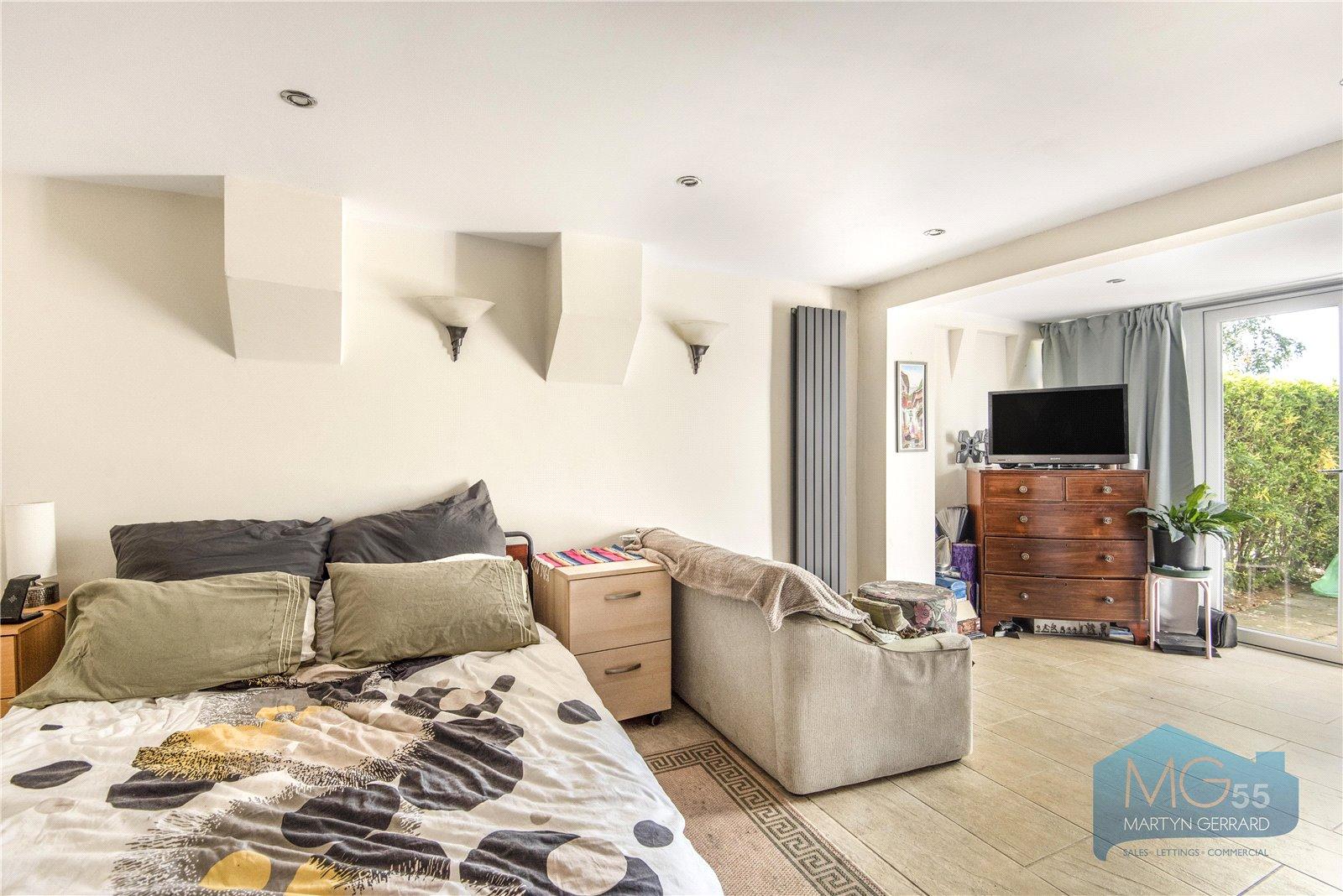 5 bedroom Terraced House for sale - Martyn Gerrard