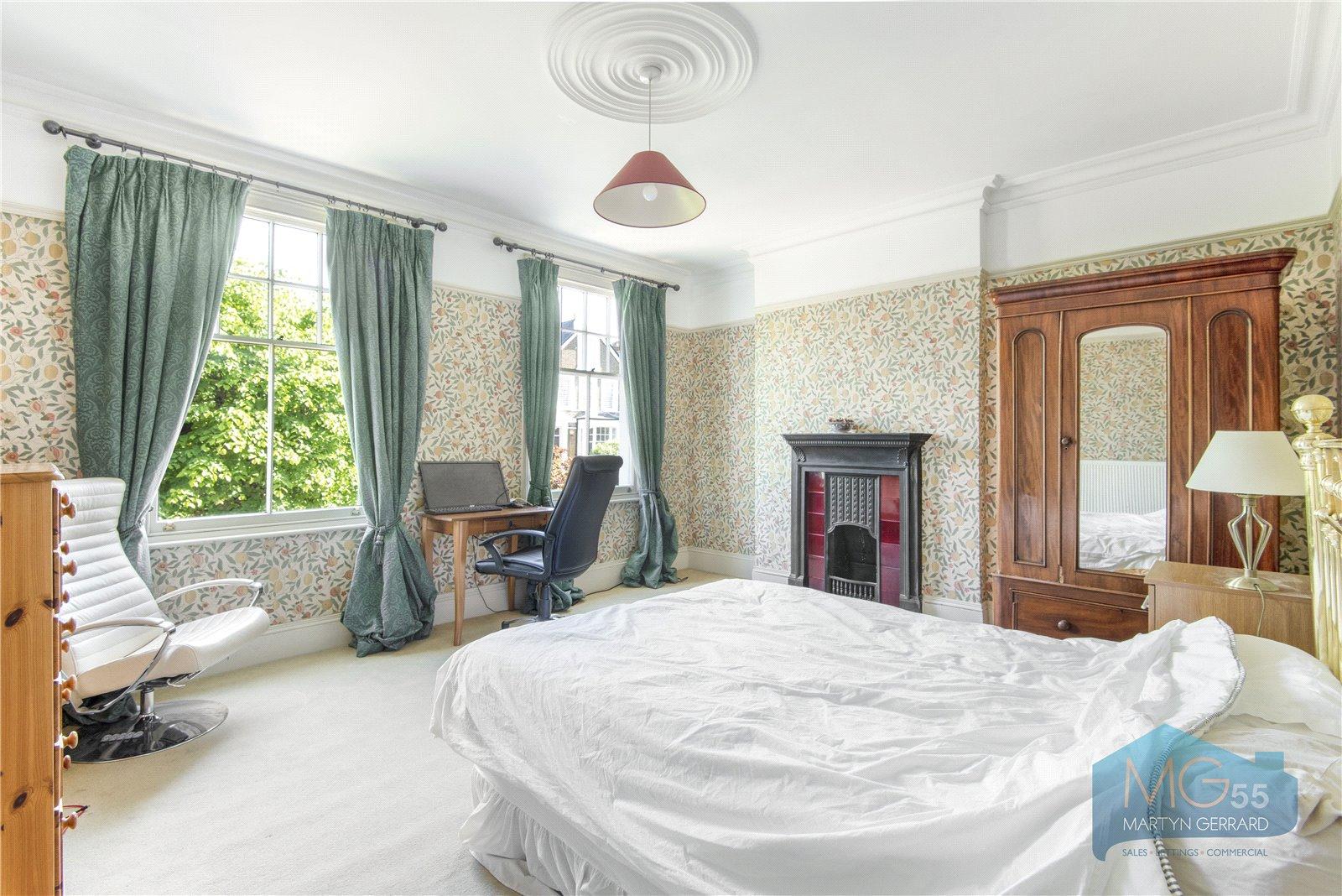 5 bedroom Terraced House for sale - Martyn Gerrard