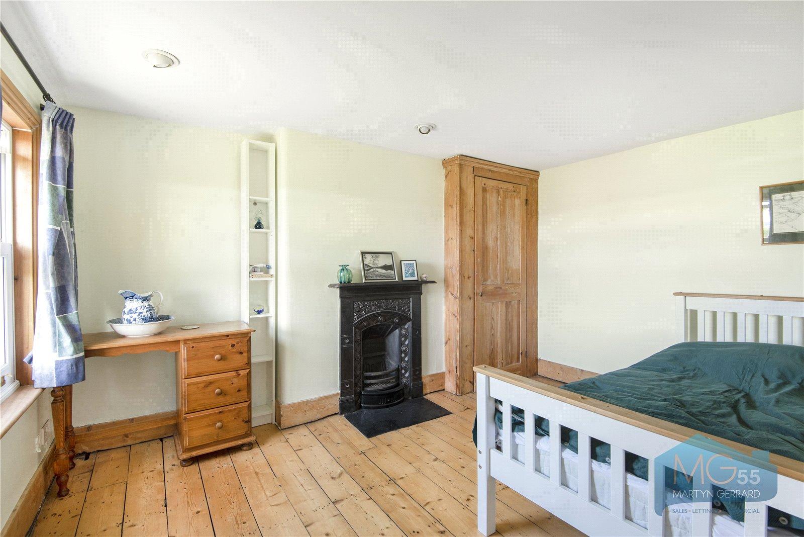 5 bedroom Terraced House for sale - Martyn Gerrard