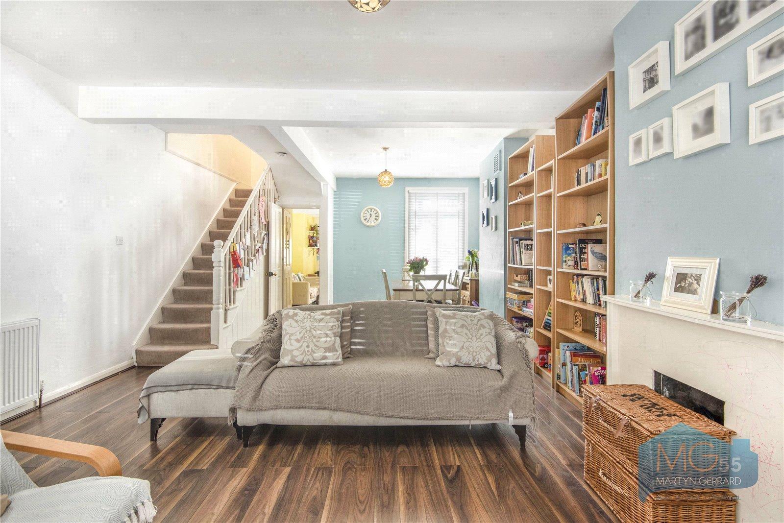 2 bedroom Terraced House for sale - Martyn Gerrard