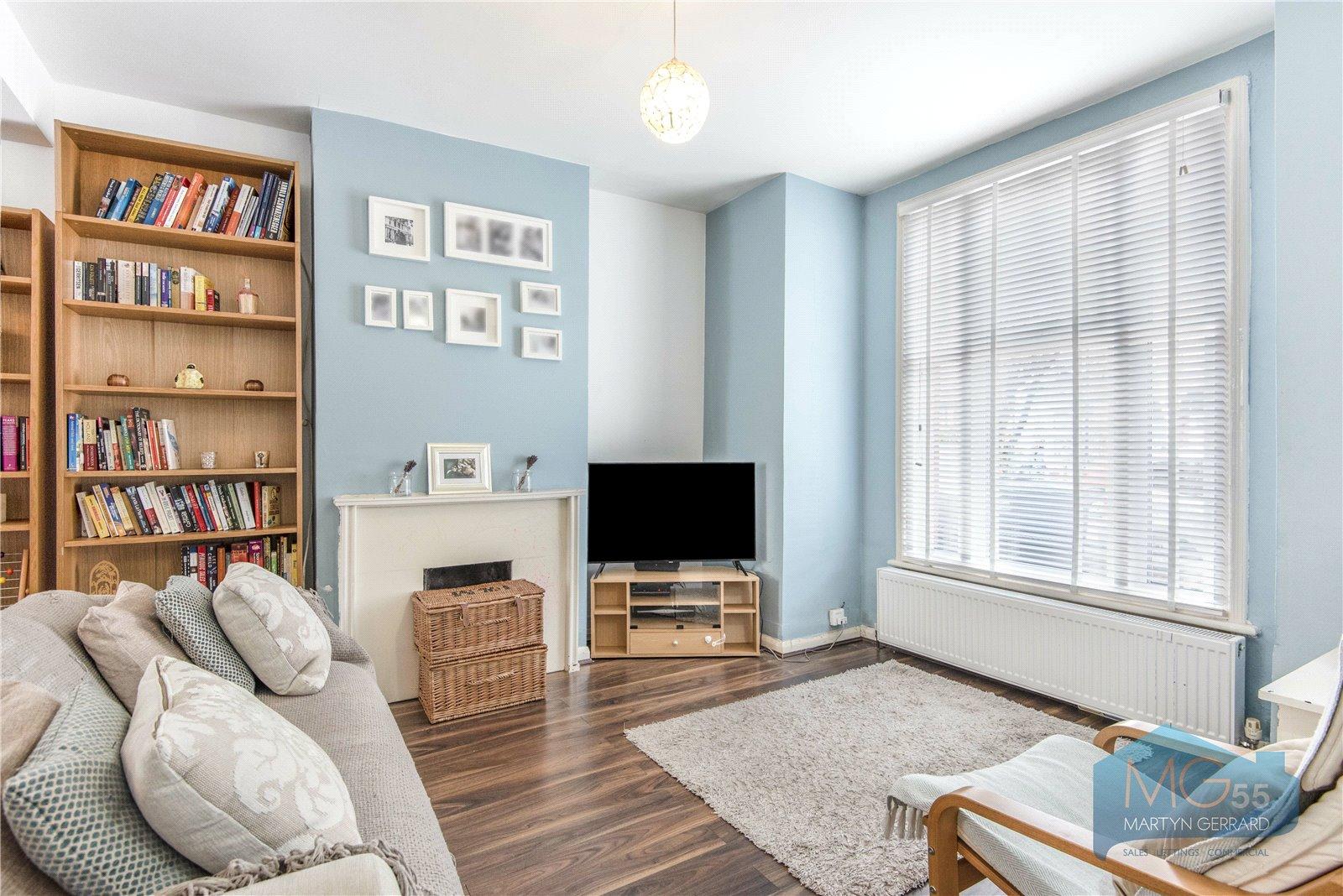 2 bedroom Terraced House for sale - Martyn Gerrard