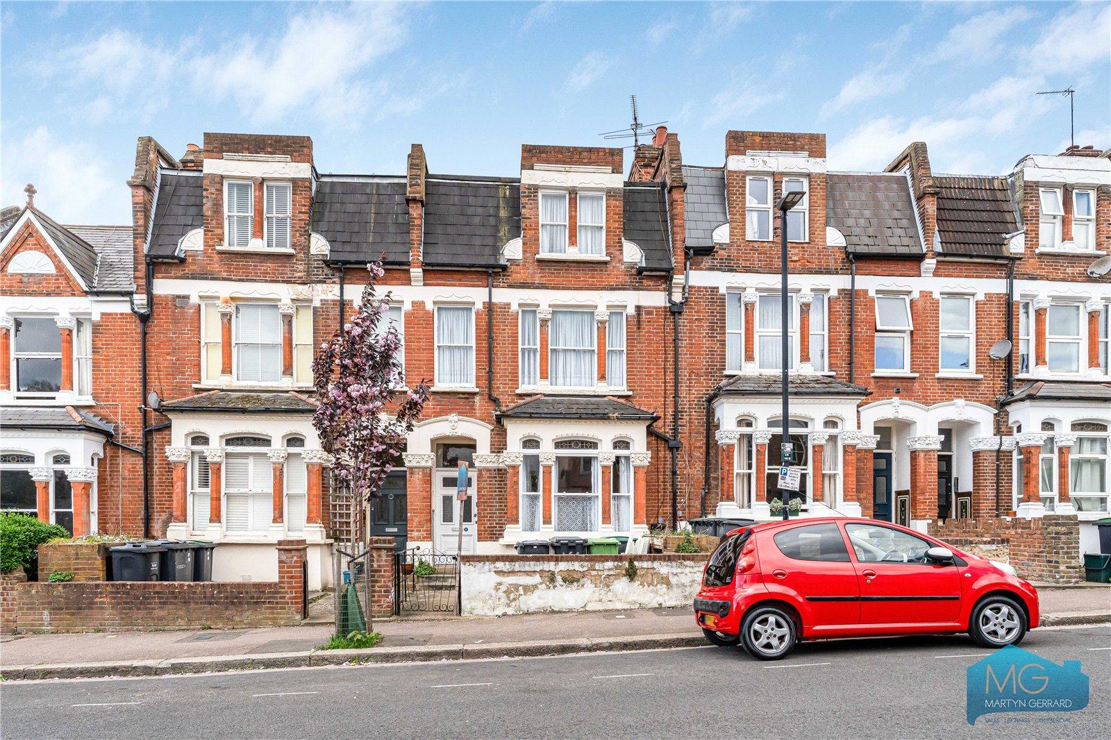 2 bedroom Ground Floor Flat for sale - Martyn Gerrard