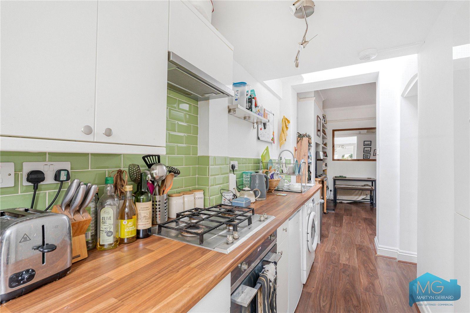 2 bedroom Ground Floor Flat for sale - Martyn Gerrard
