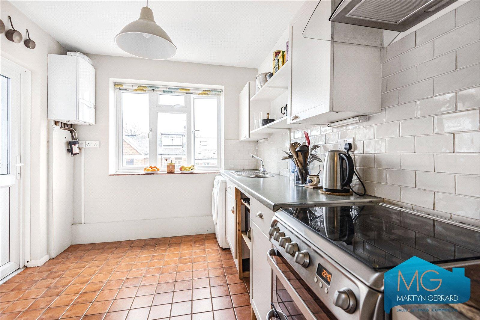 Stapleton Hall Road, Stroud Green, N4+  - Martyn Gerrard