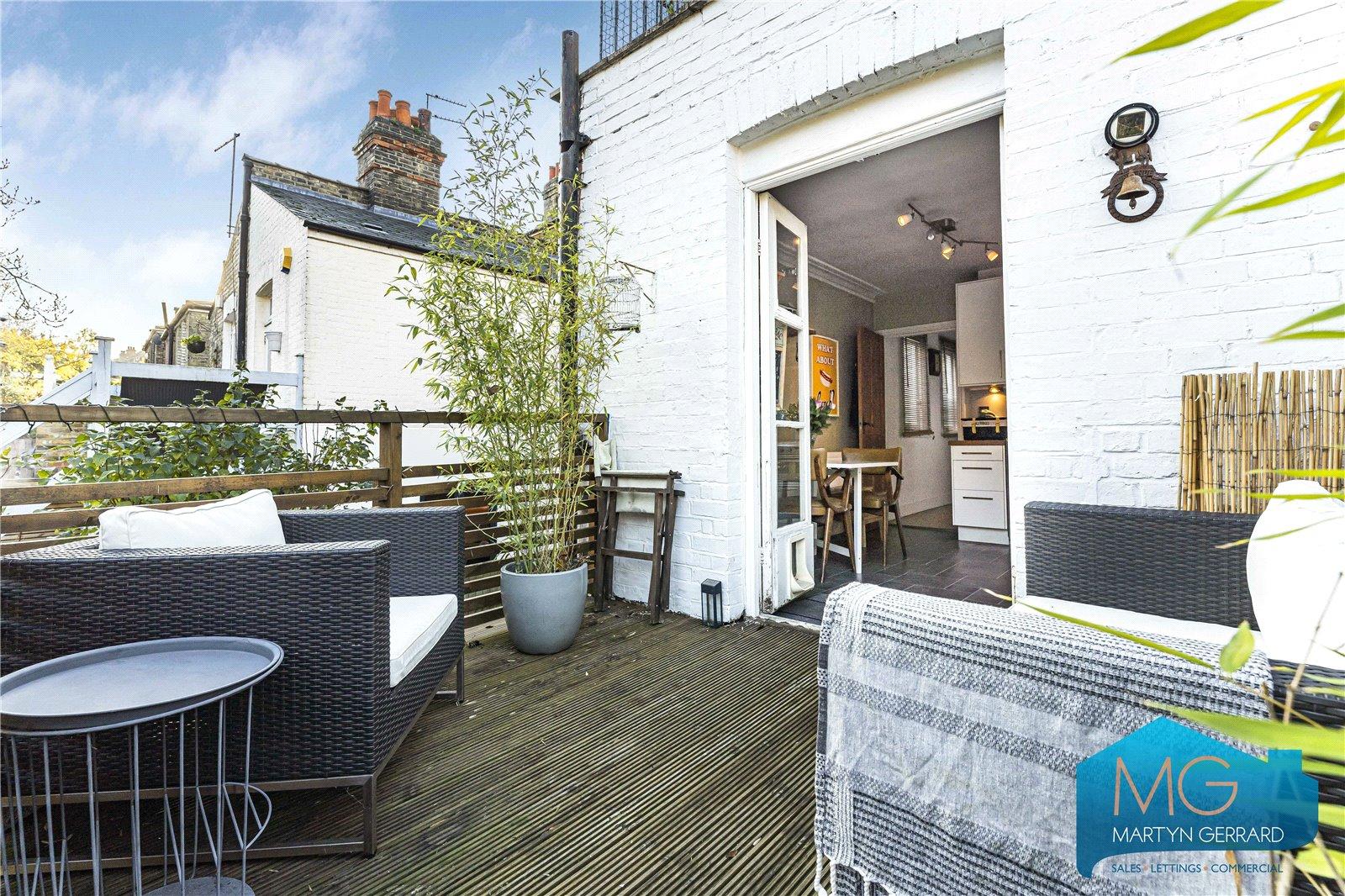 1 bedroom Apartment for sale - Martyn Gerrard