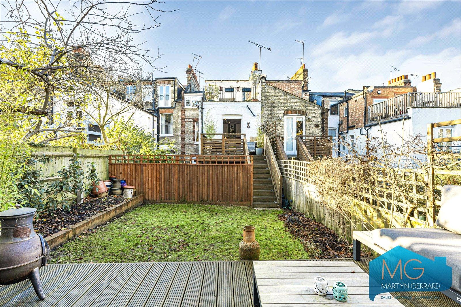 1 bedroom Apartment for sale - Martyn Gerrard