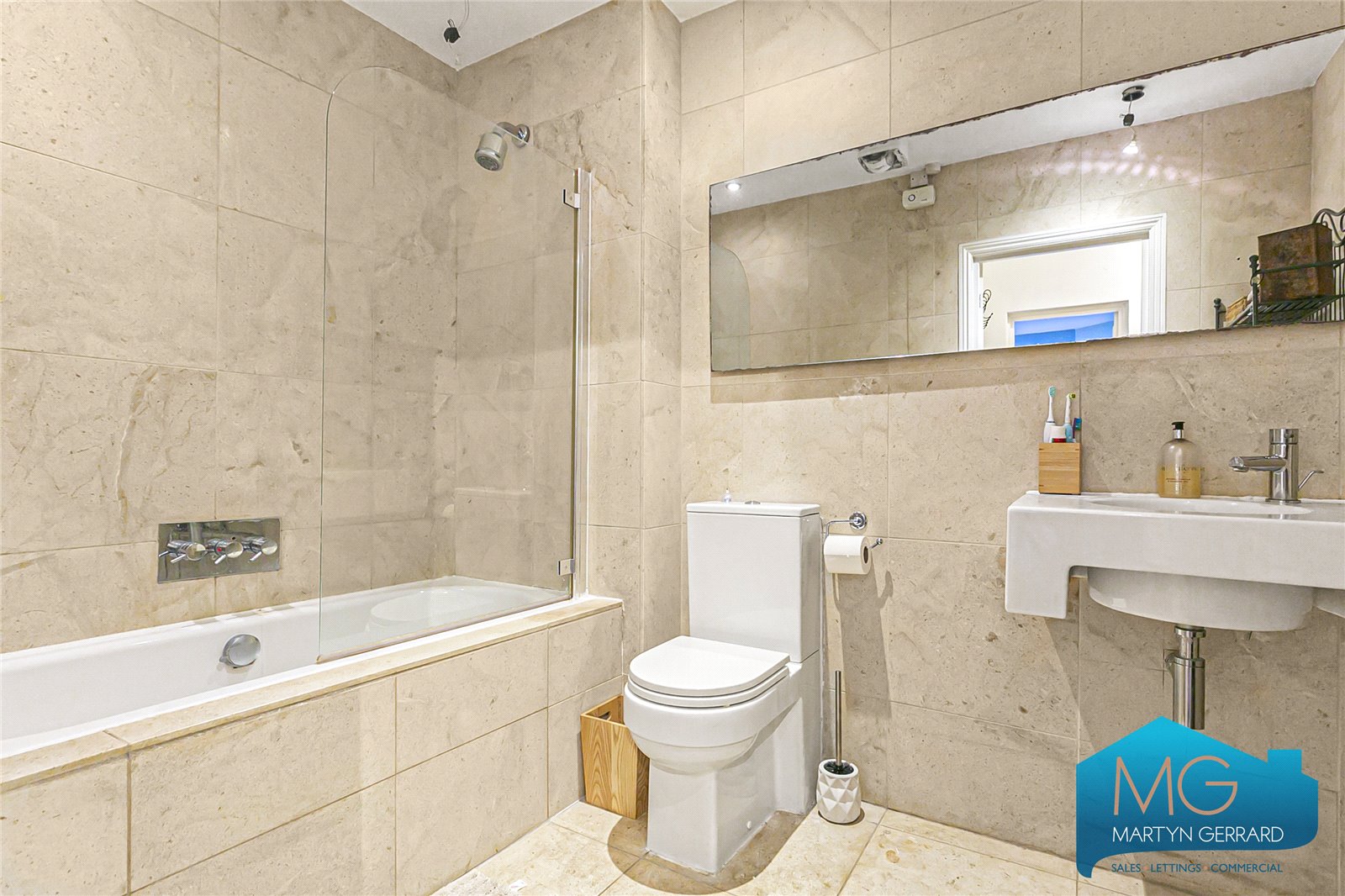 1 bedroom Apartment for sale - Martyn Gerrard