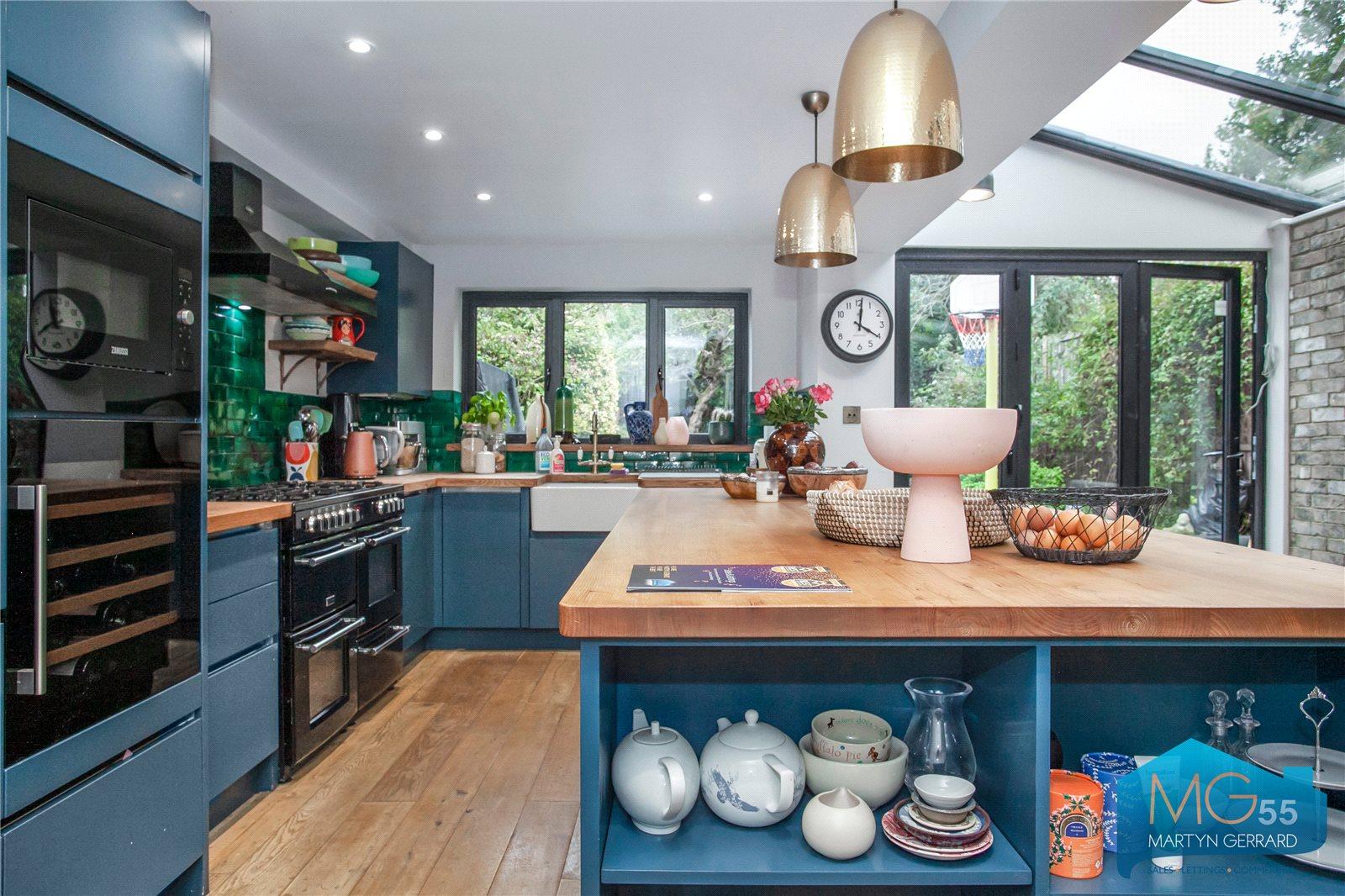 5 bedroom Semi-Detached House for sale - Martyn Gerrard