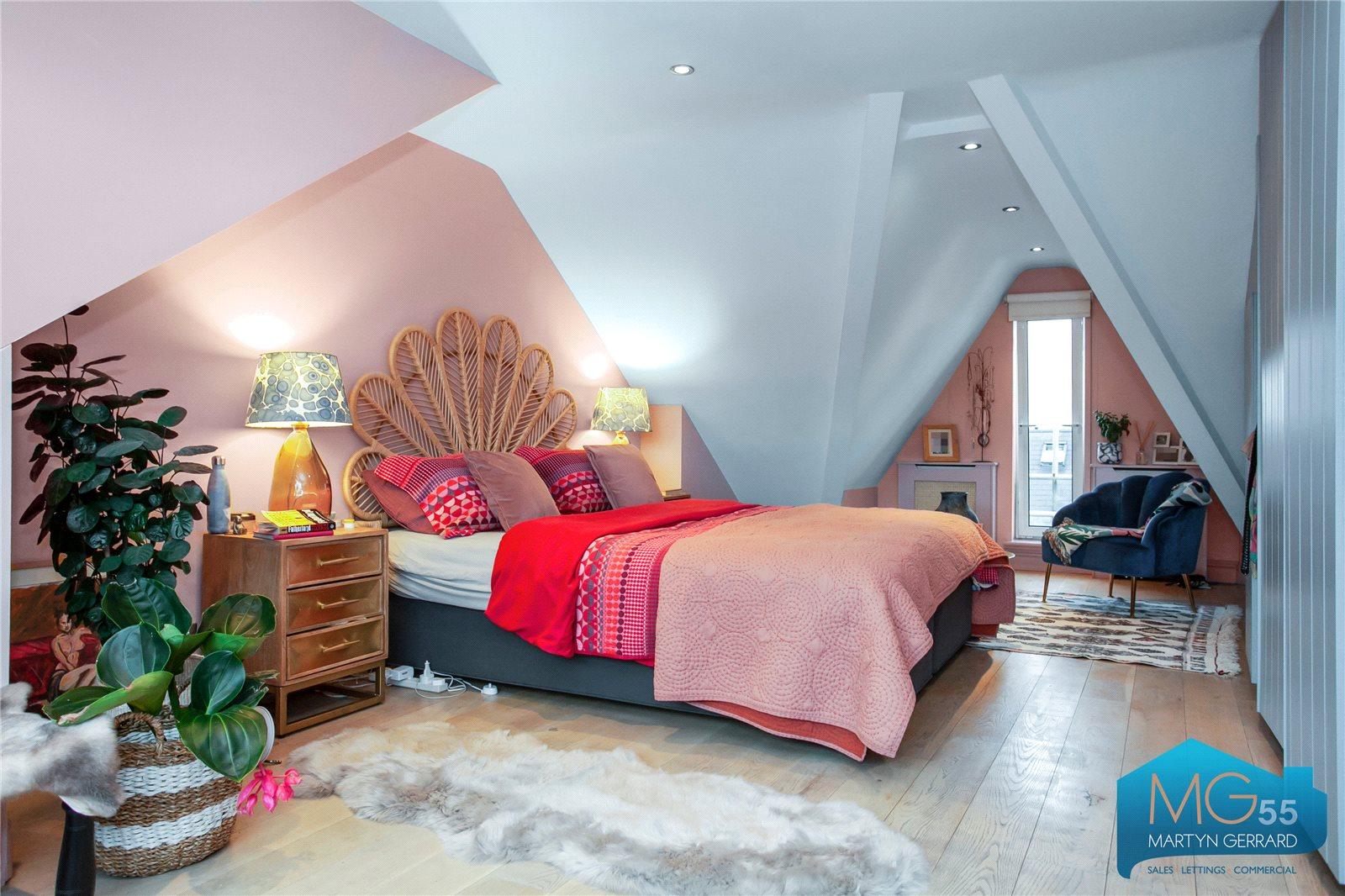 5 bedroom Semi-Detached House for sale - Martyn Gerrard