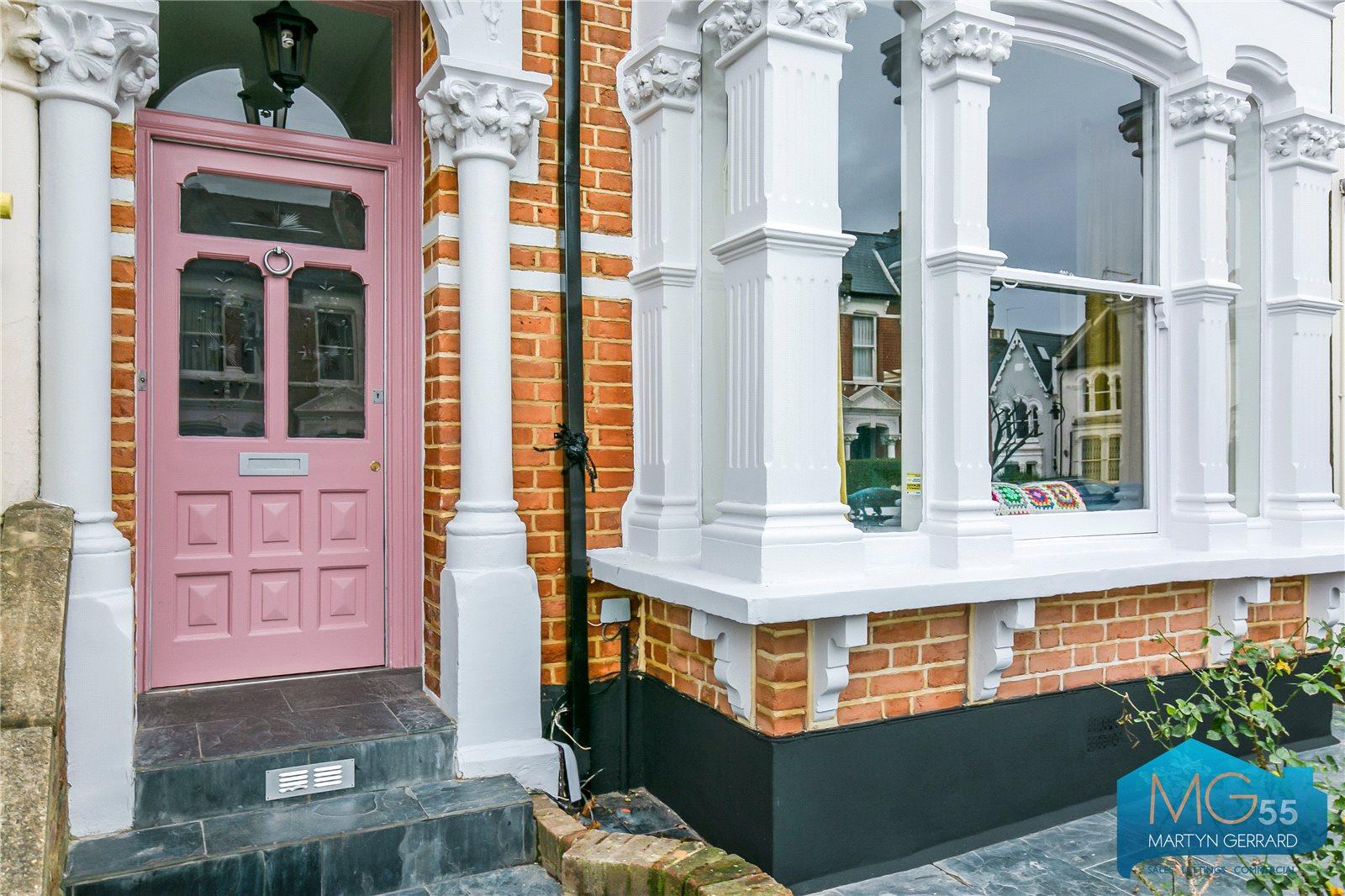 5 bedroom Semi-Detached House for sale - Martyn Gerrard
