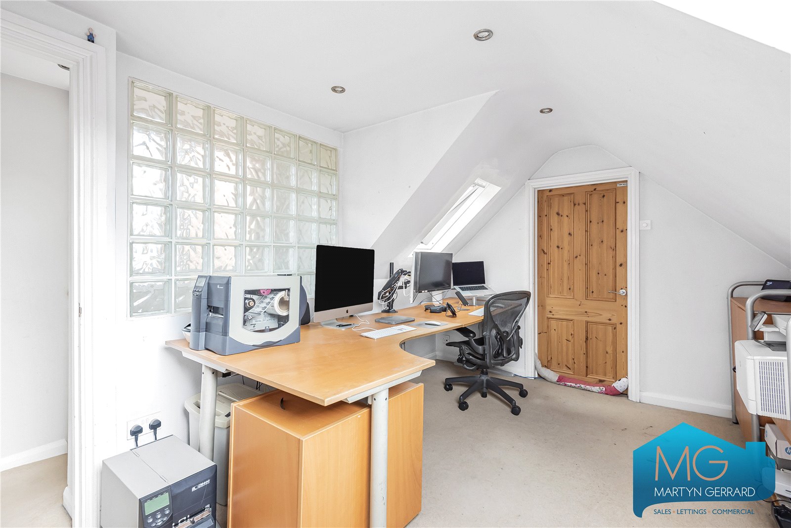 4 bedroom Maisonette for sale - Martyn Gerrard
