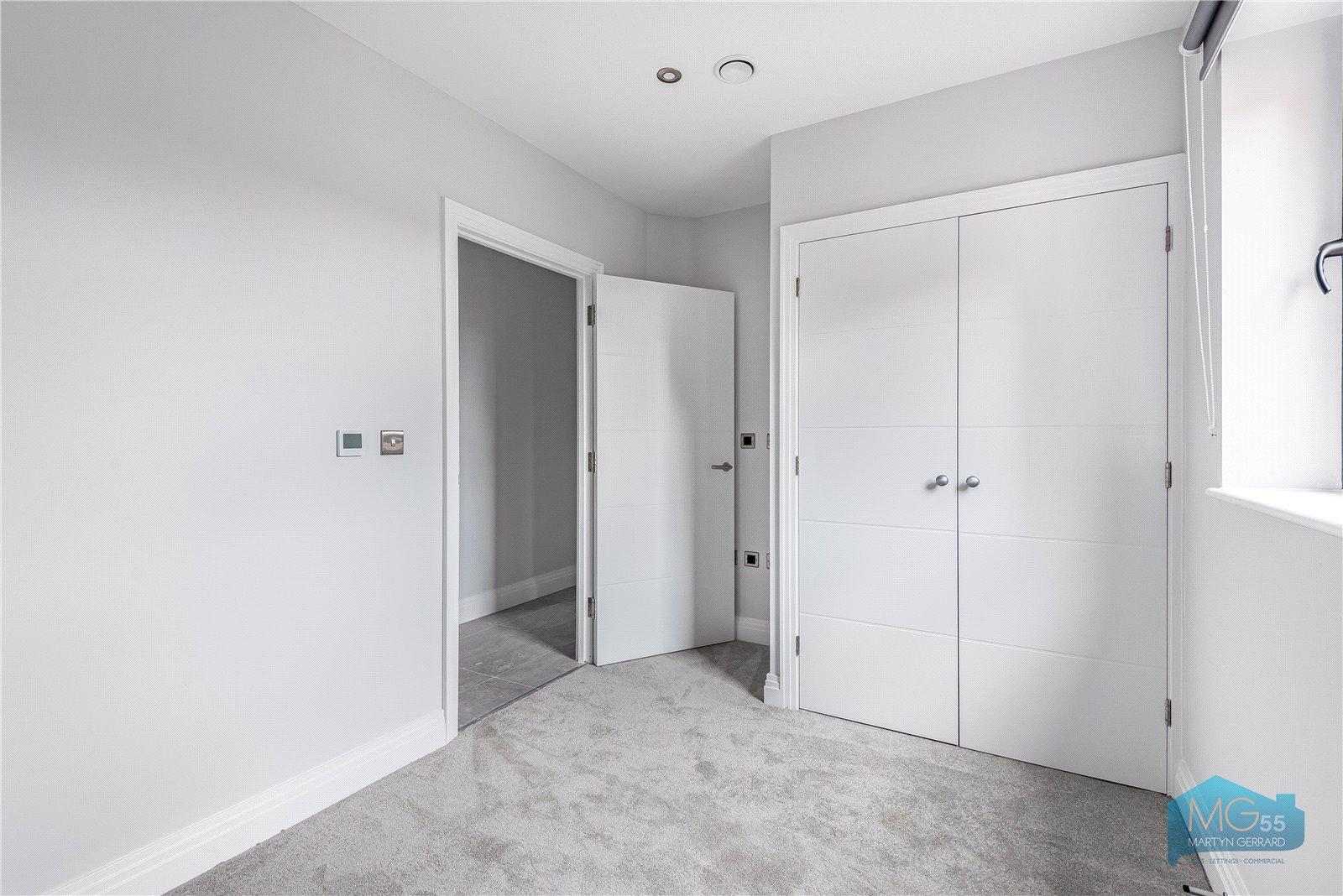 1 bedroom Apartment to rent - Martyn Gerrard