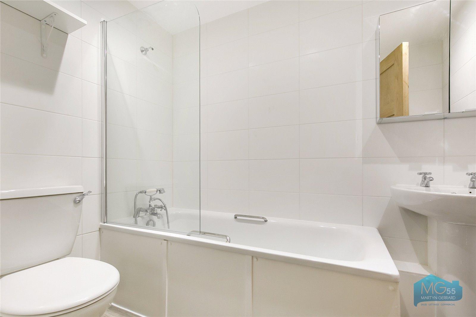 2 bedroom Apartment to rent + ' - Martyn Gerrard