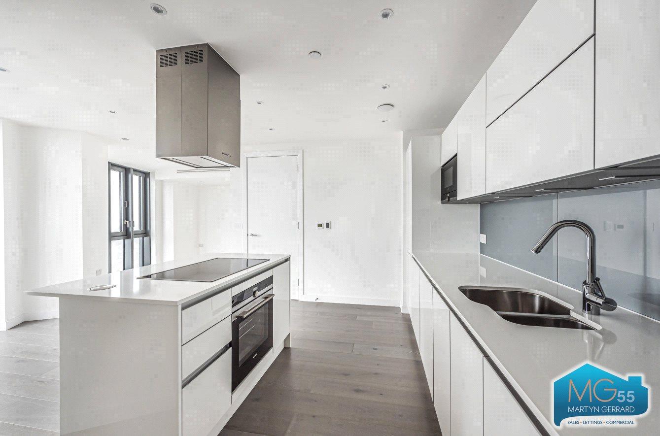 3 bedroom Apartment to rent - Martyn Gerrard