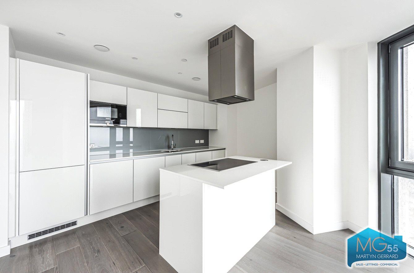 3 bedroom Apartment to rent - Martyn Gerrard