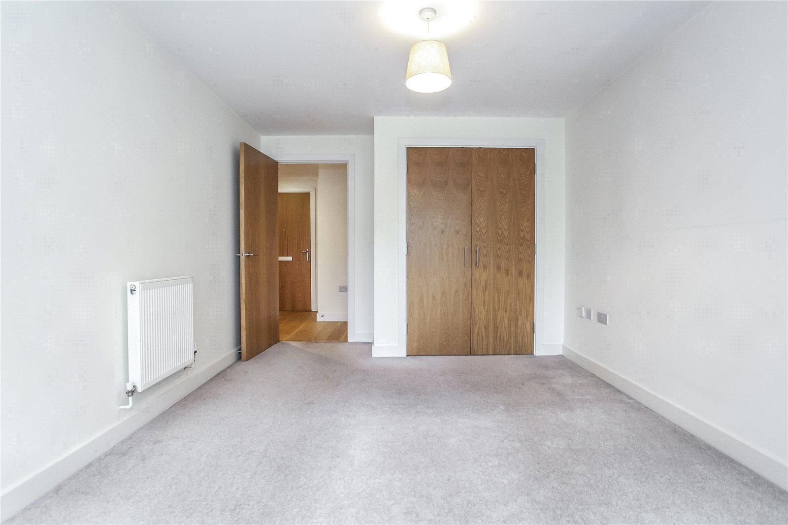 1 bedroom Apartment to rent - Martyn Gerrard