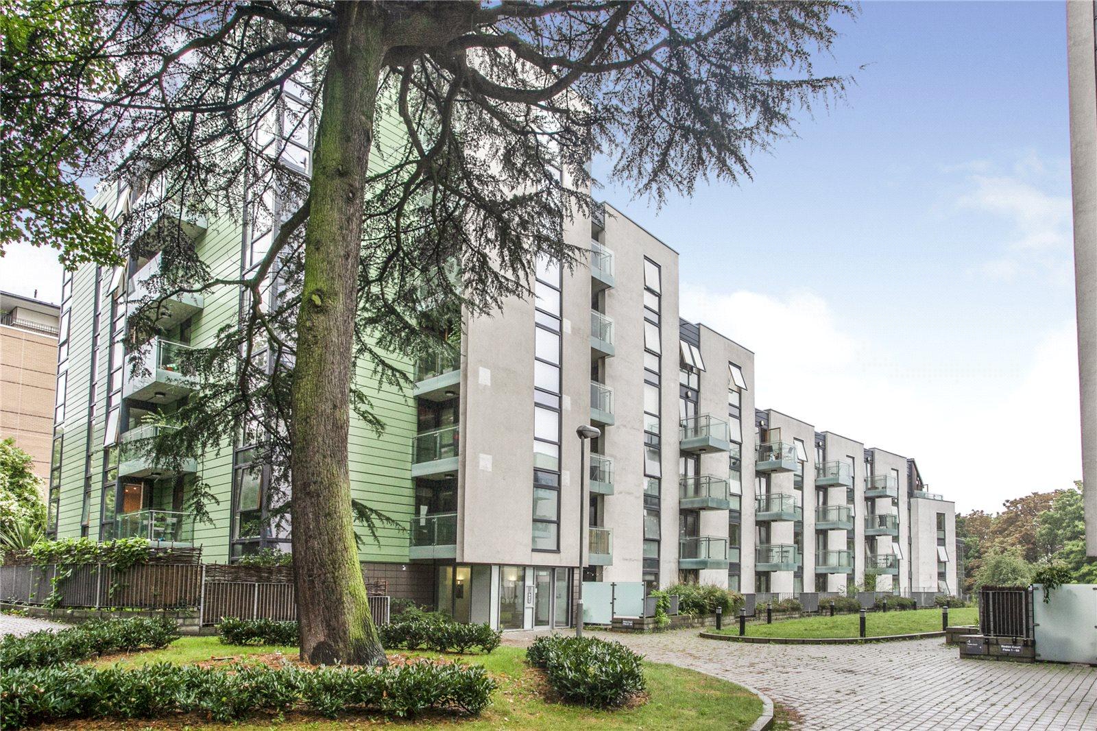 1 bedroom Apartment to rent - Martyn Gerrard