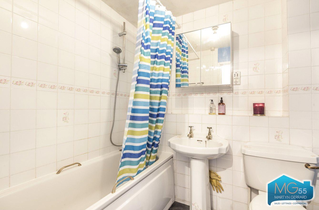 1 bedroom Apartment to rent - Martyn Gerrard