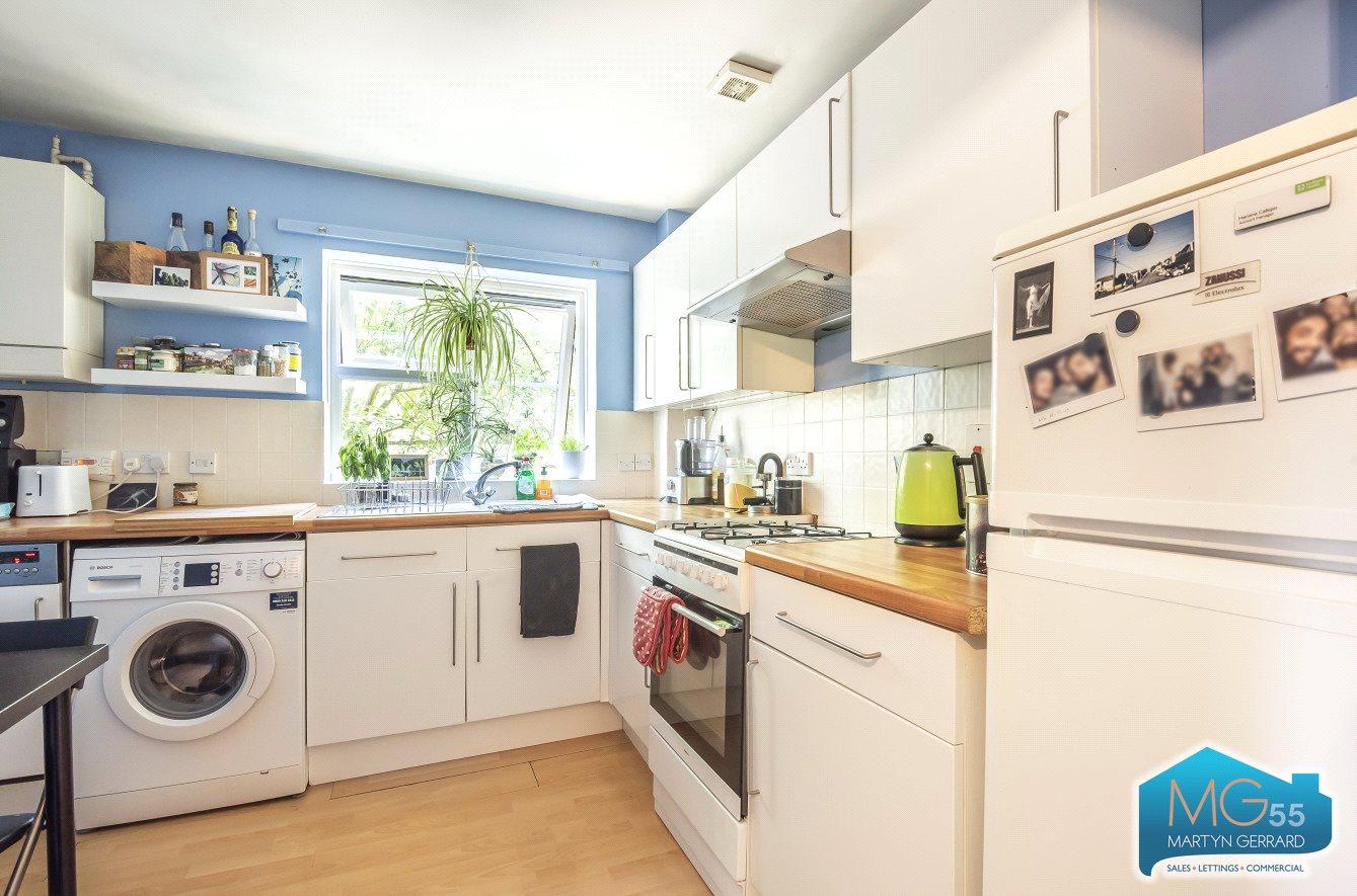 1 bedroom Apartment to rent - Martyn Gerrard