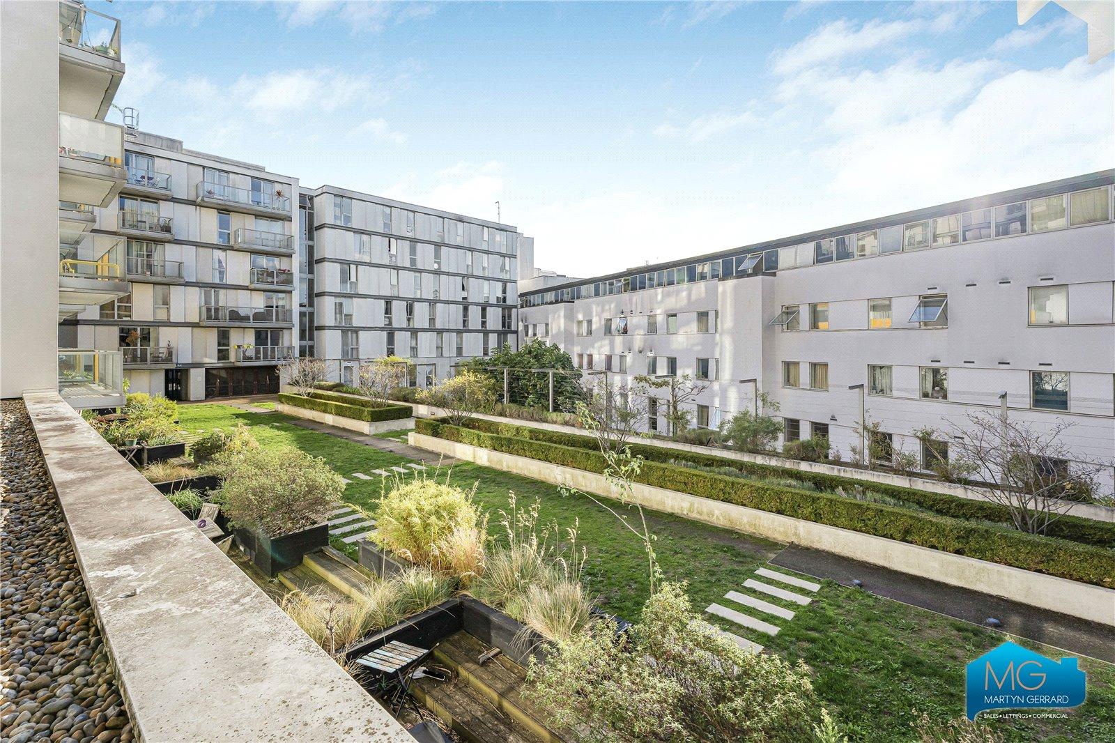 2 bedroom Apartment to rent - Martyn Gerrard