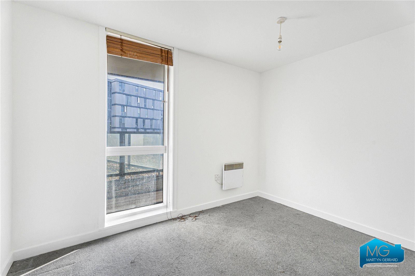 2 bedroom Apartment to rent - Martyn Gerrard