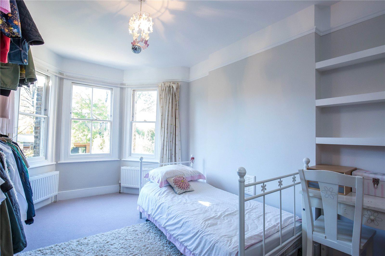 4 bedroom Terraced House to rent - Martyn Gerrard