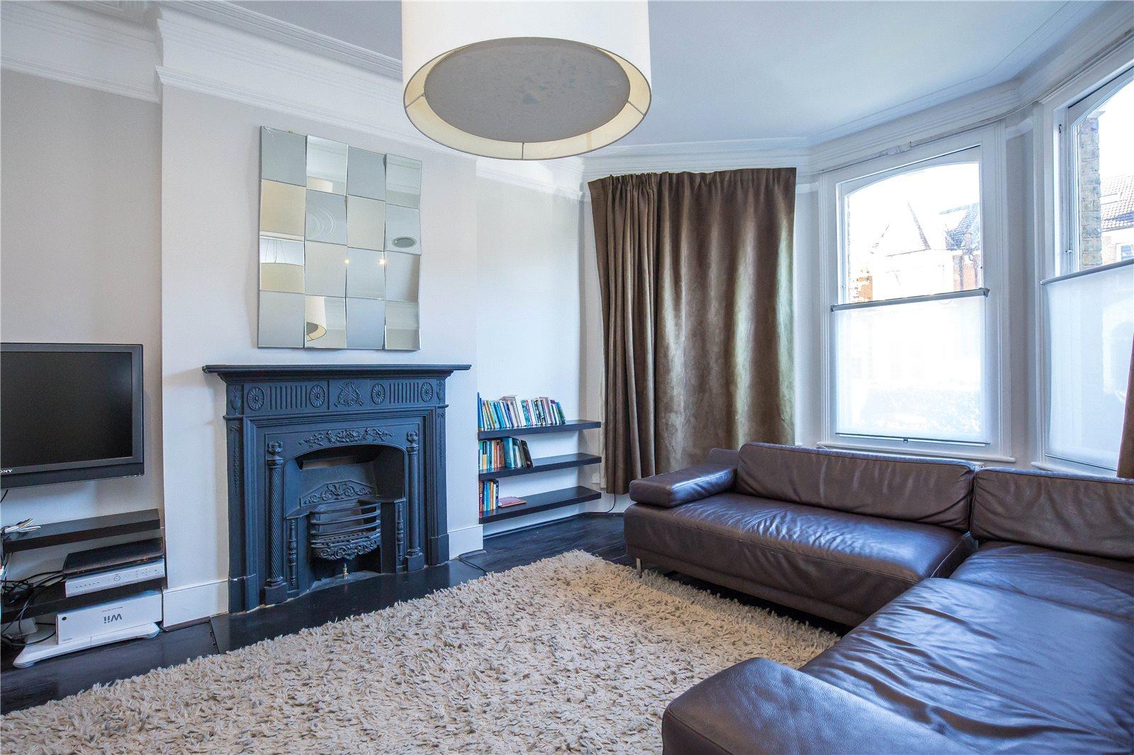 4 bedroom Terraced House to rent - Martyn Gerrard