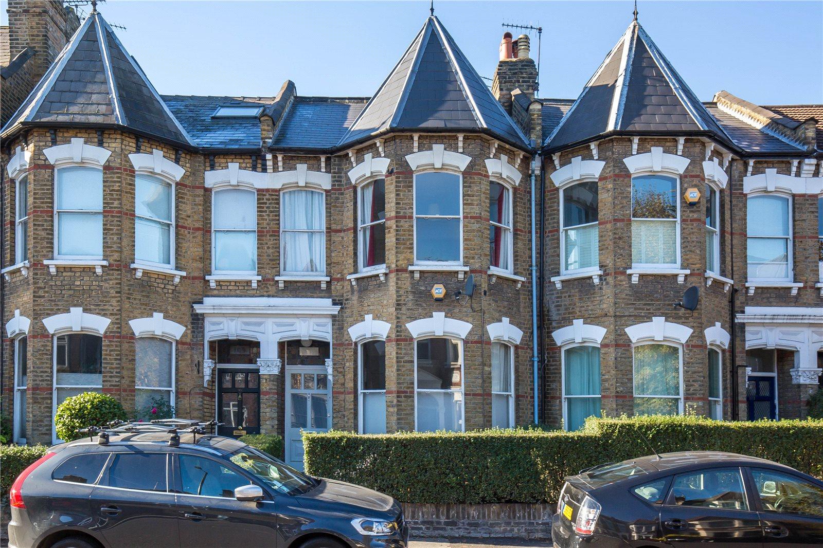 4 bedroom Terraced House to rent - Martyn Gerrard