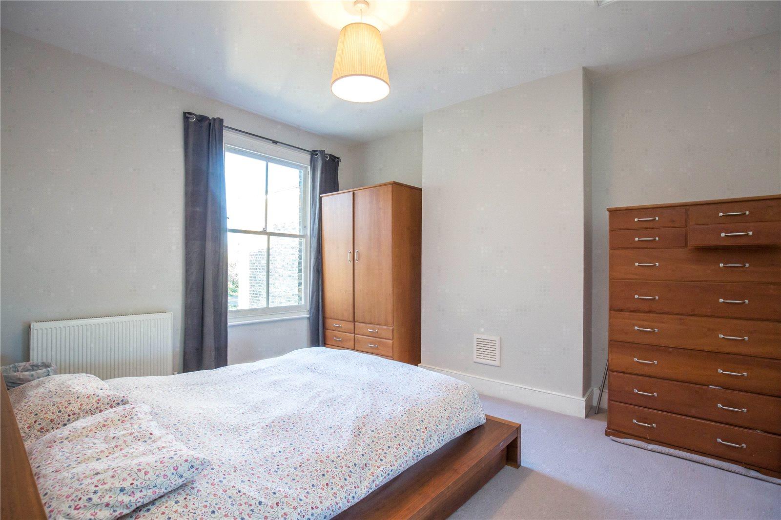 4 bedroom Terraced House to rent - Martyn Gerrard