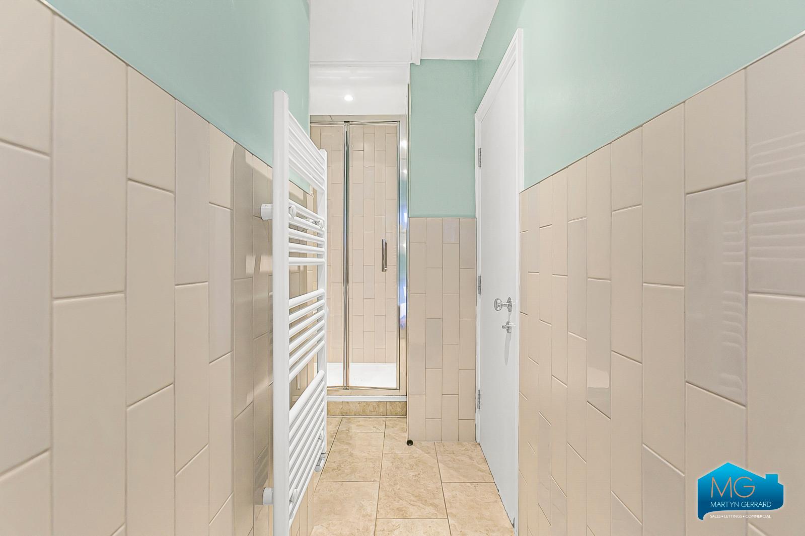 Apartment to rent - Martyn Gerrard