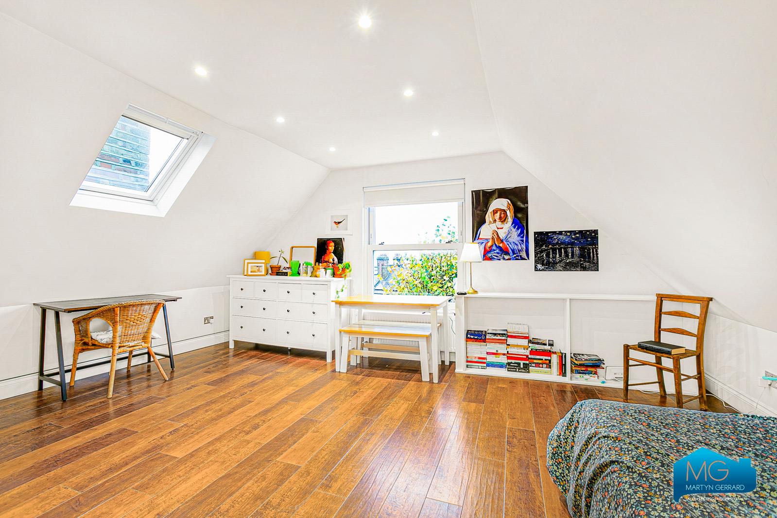 Apartment to rent - Martyn Gerrard