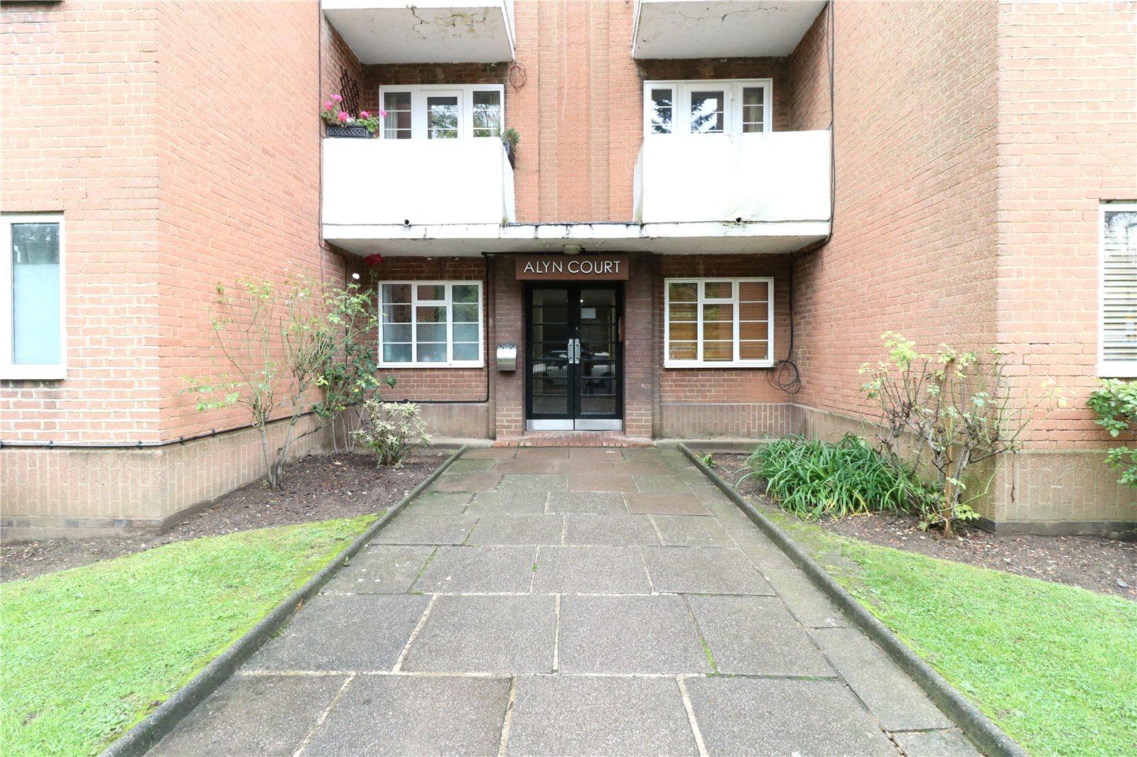 1 bedroom Apartment to rent - Martyn Gerrard