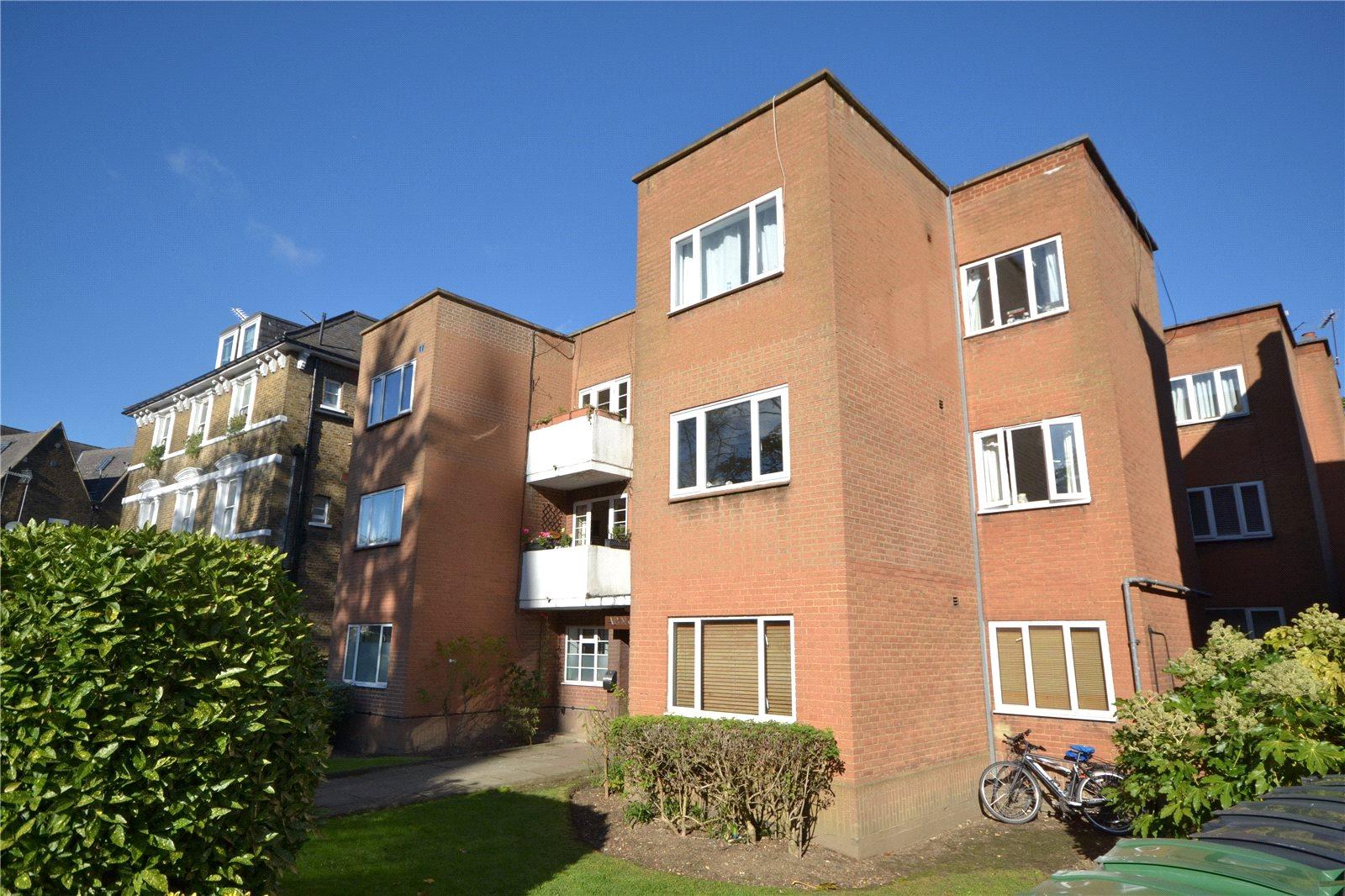 1 bedroom Apartment to rent - Martyn Gerrard