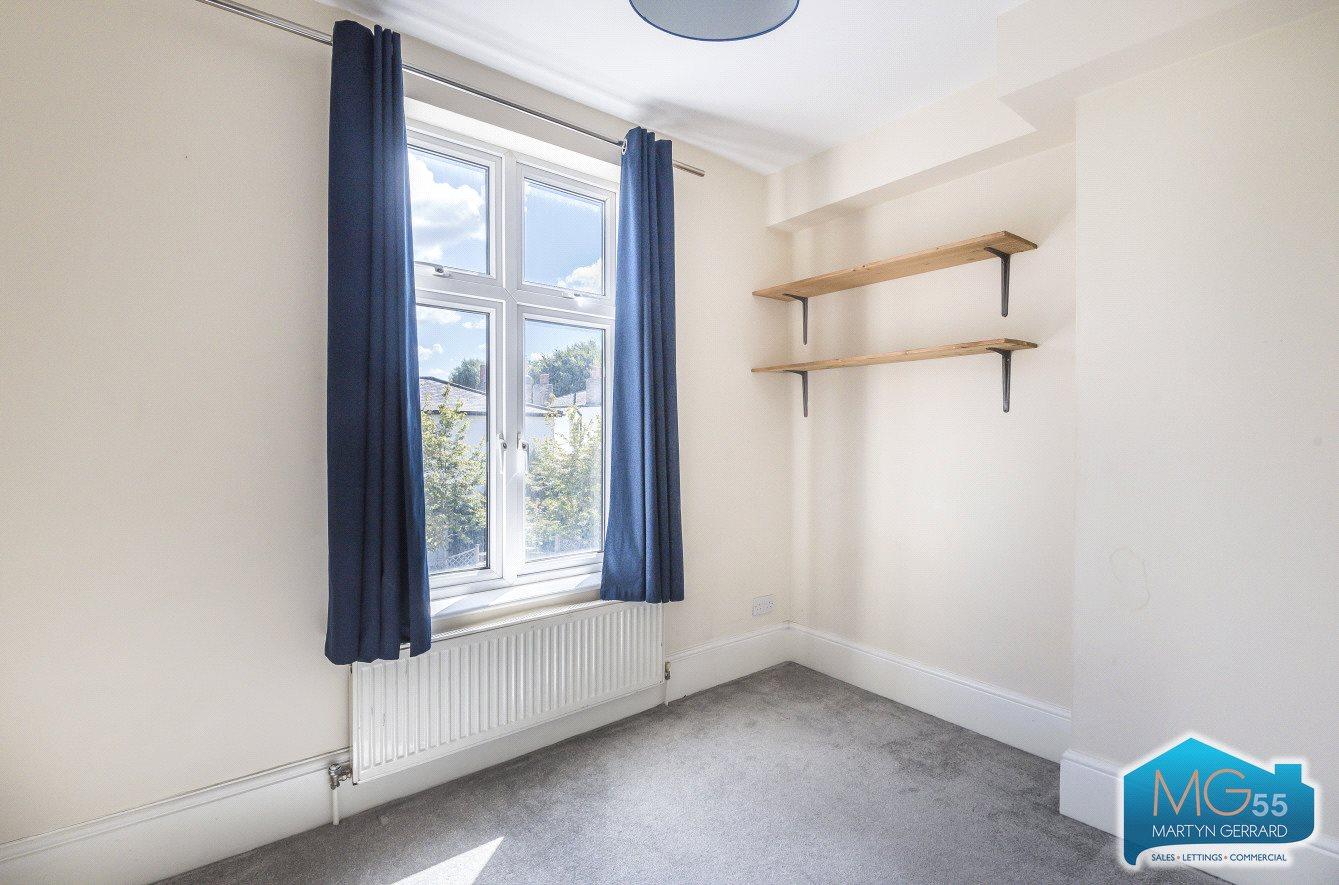 2 bedroom Apartment to rent - Martyn Gerrard