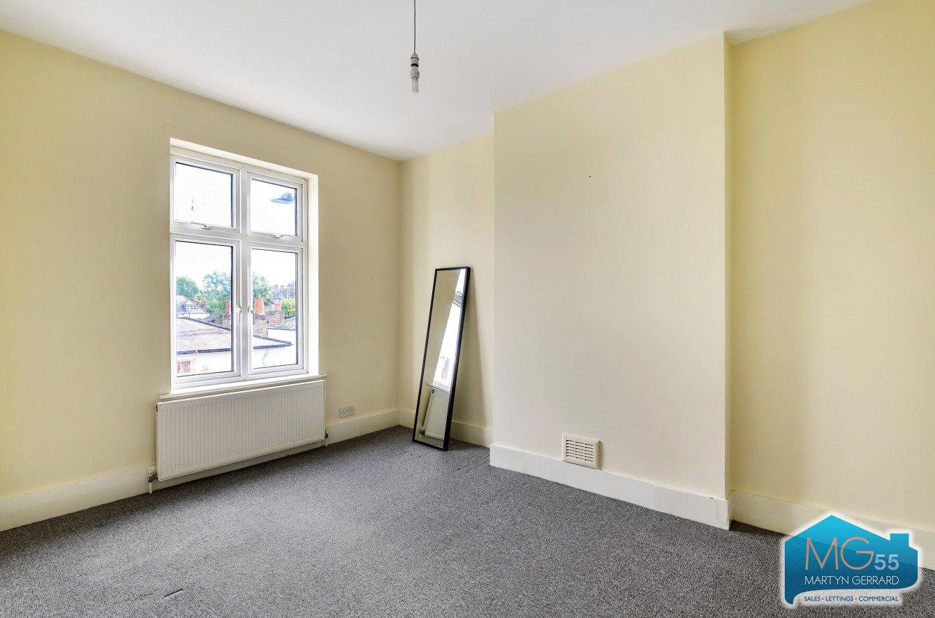 2 bedroom Apartment to rent - Martyn Gerrard
