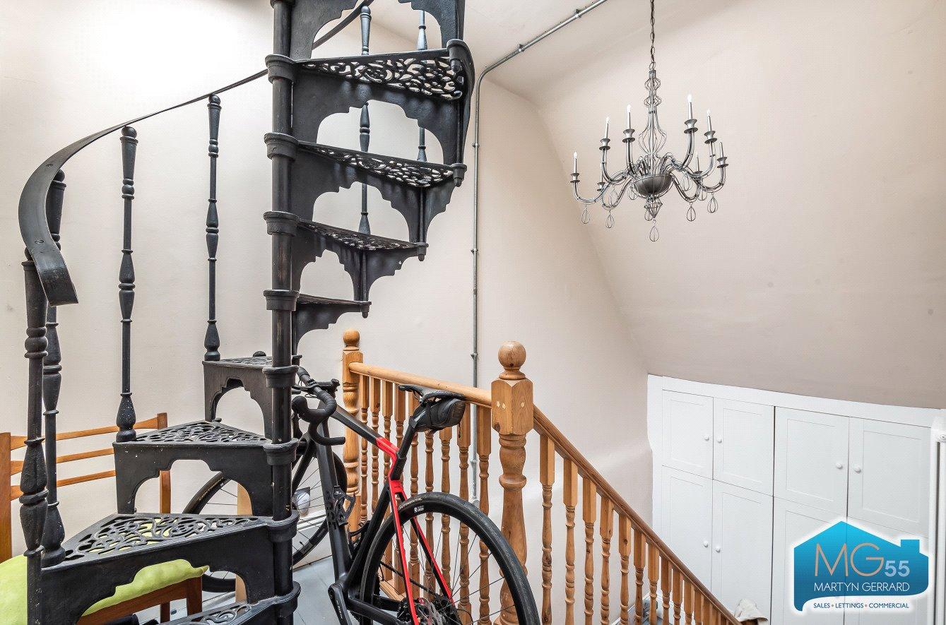 1 bedroom Apartment to rent - Martyn Gerrard