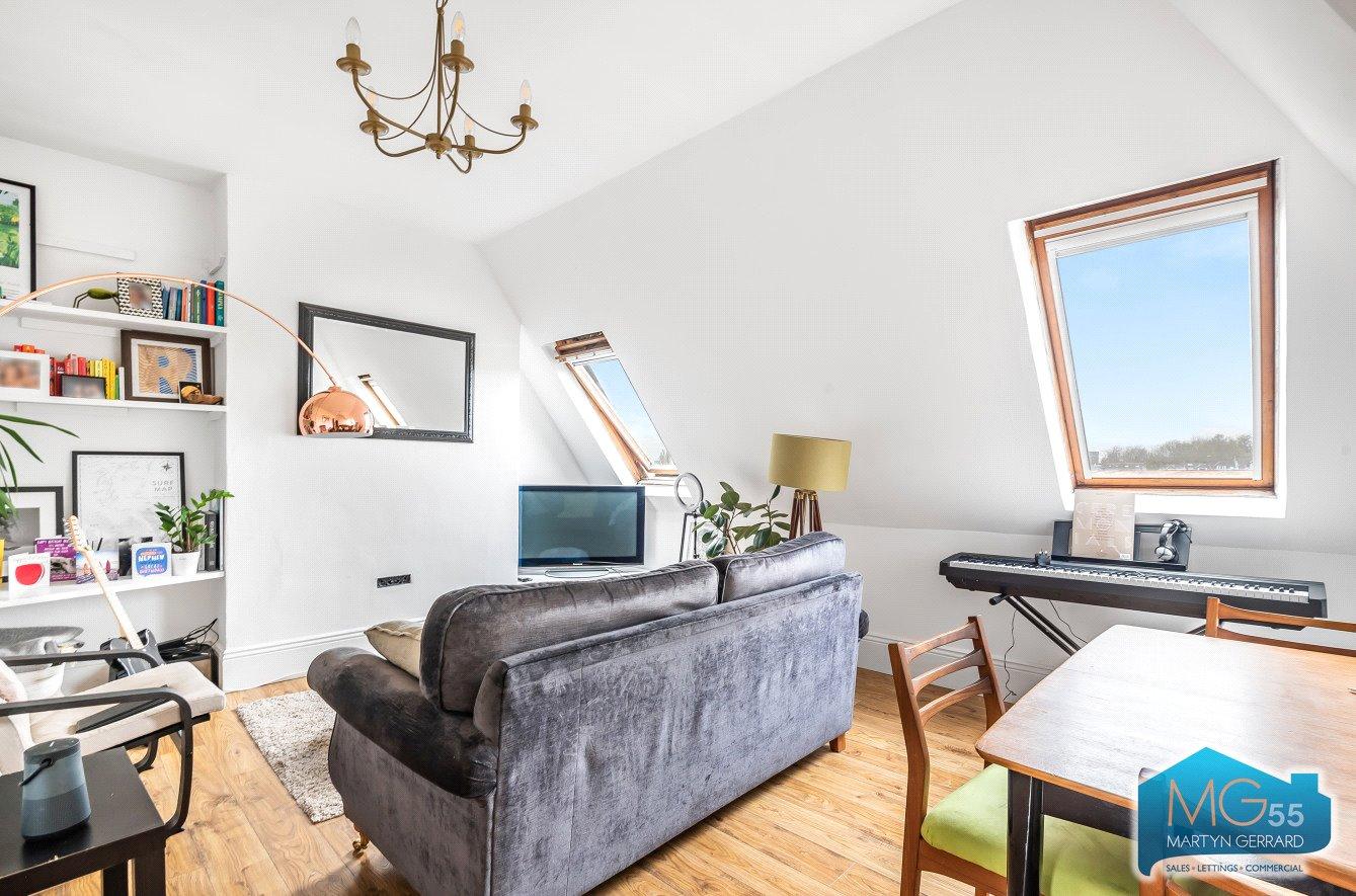 1 bedroom Apartment to rent - Martyn Gerrard