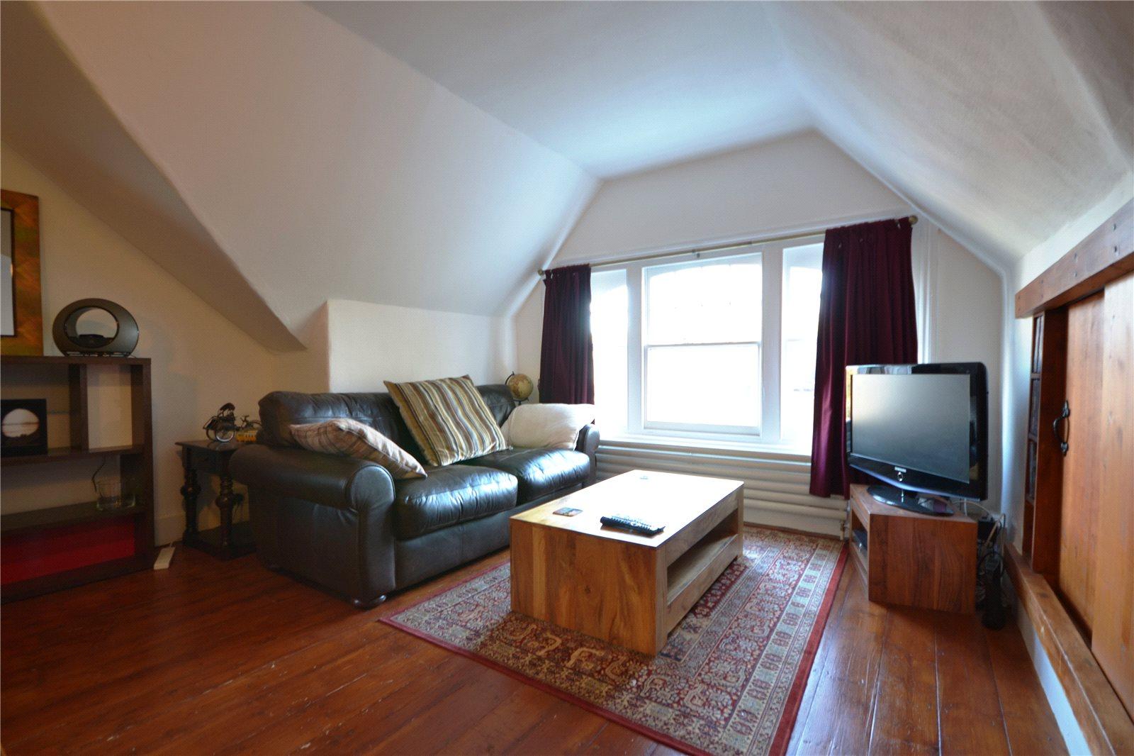 1 bedroom End of Terrace House to rent - Martyn Gerrard