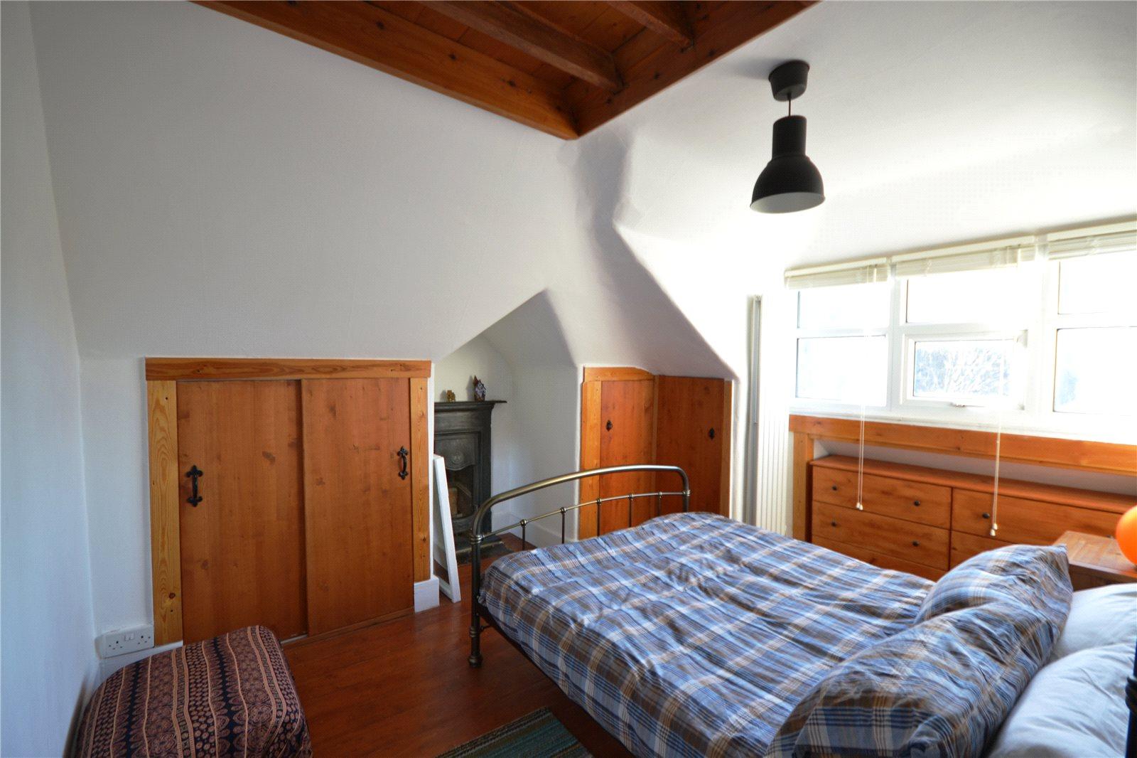 1 bedroom End of Terrace House to rent - Martyn Gerrard