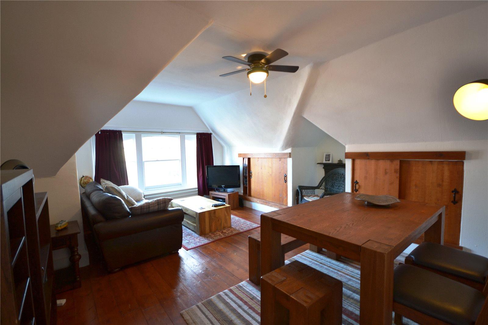 1 bedroom End of Terrace House to rent - Martyn Gerrard