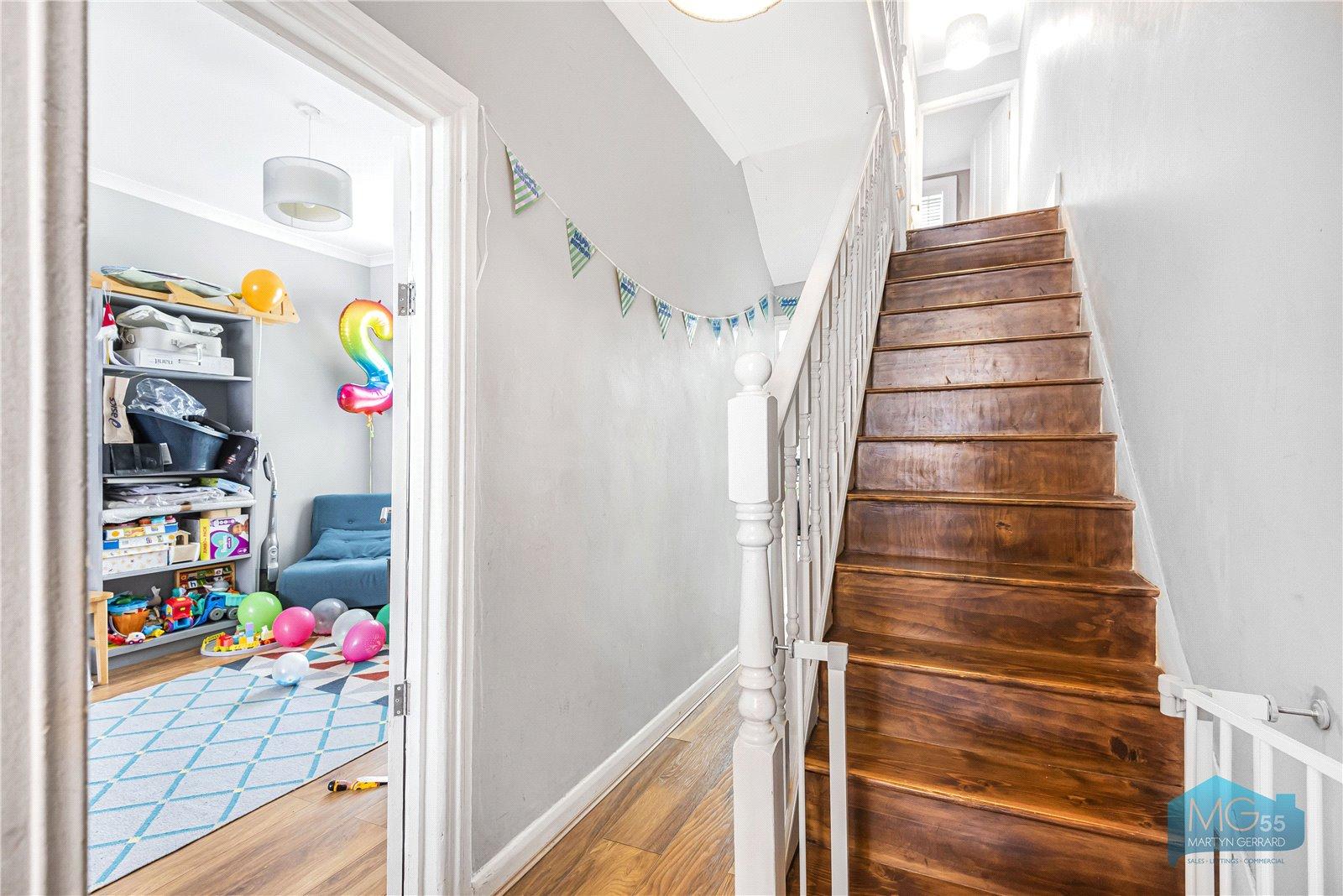 3 bedroom Terraced House to rent - Martyn Gerrard