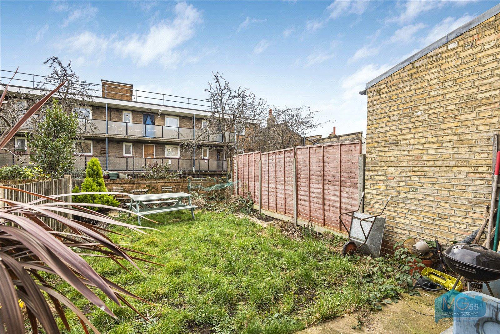 3 bedroom Terraced House to rent - Martyn Gerrard